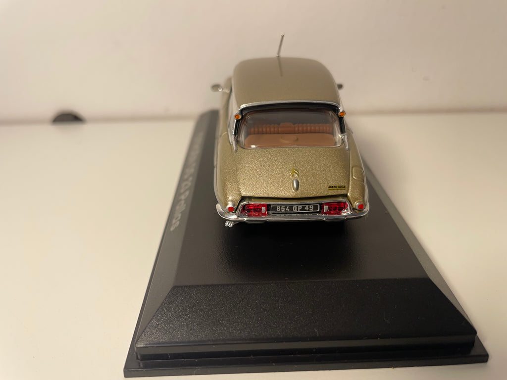 Citroën DS 23 Pallas marron - NOREV