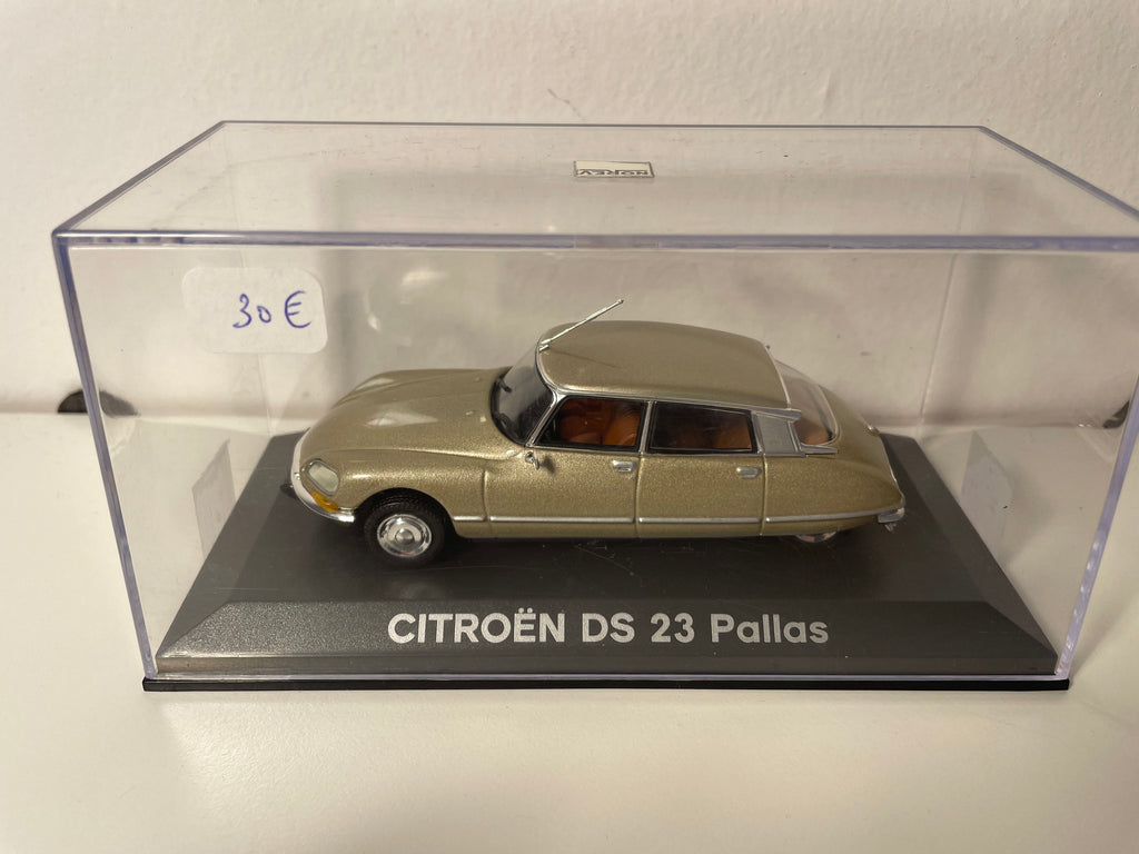 Citroën DS 23 Pallas marron - NOREV