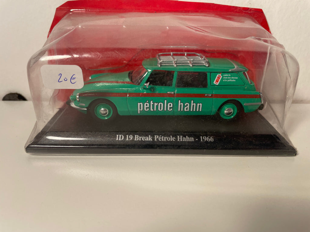 Citroën ID 19 break verte de 1966 - Publicité Pétrole Hahn (sous blister)