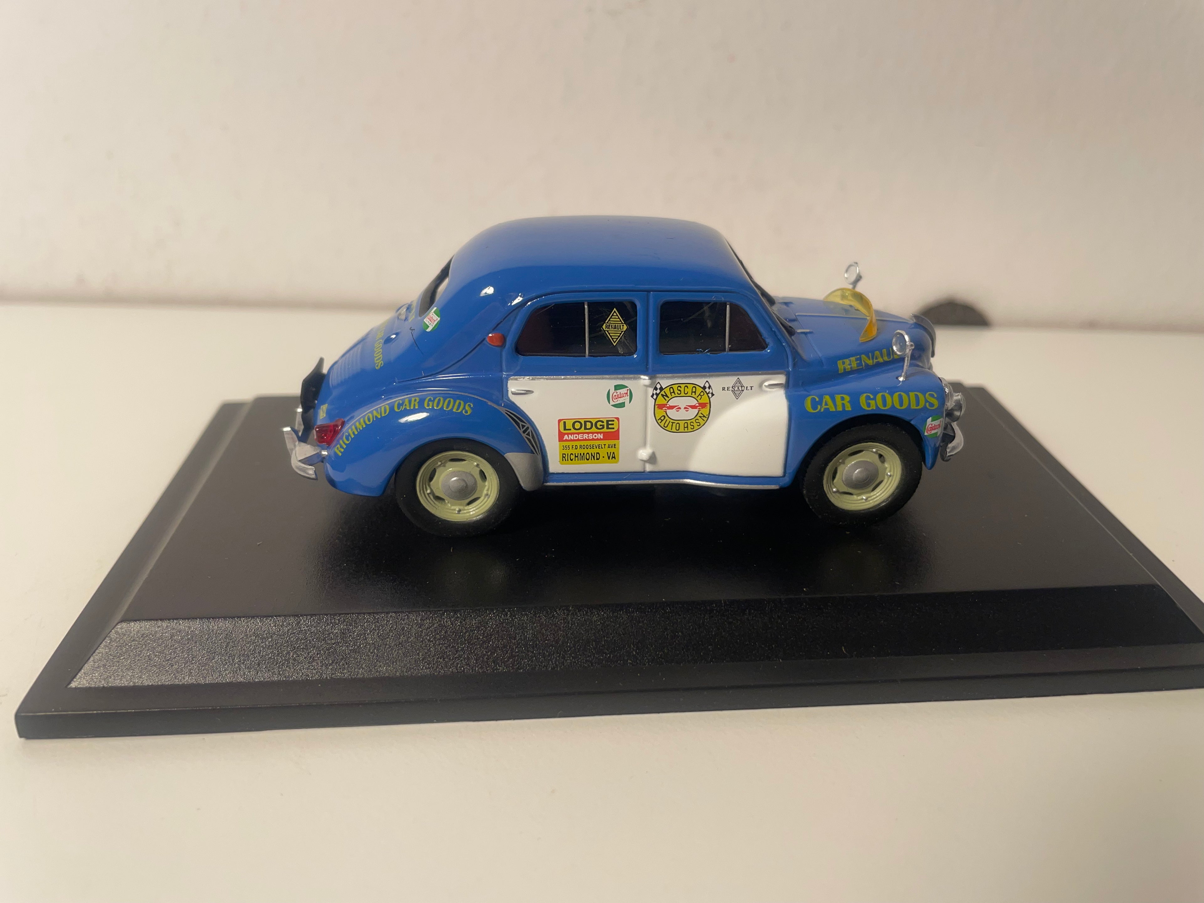 Renault 4 CV blo Typ R 1062 New-York - Los Angeles aus 1956 (blister)