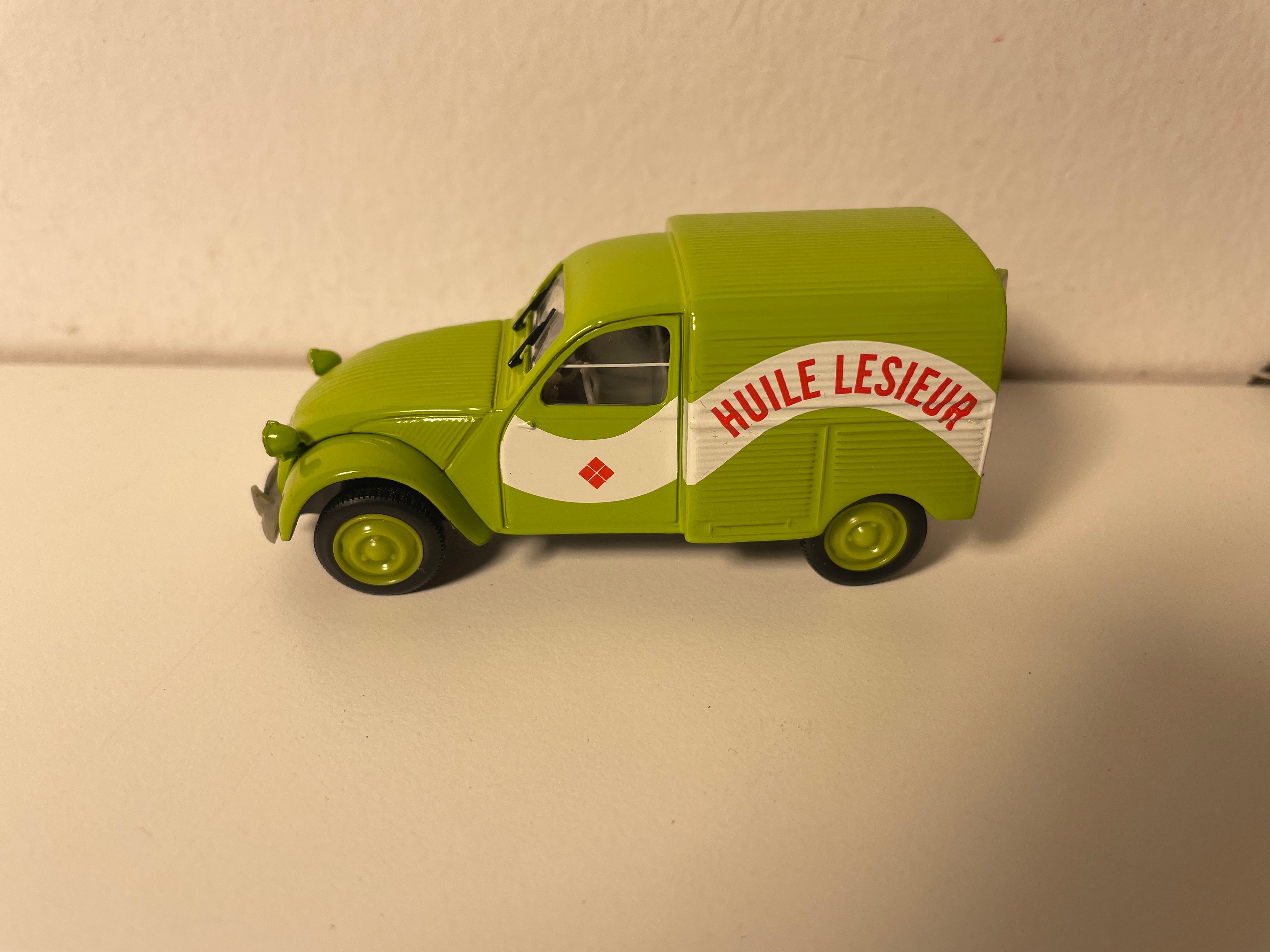 Citroën 2 CV AZU verte et blanche Huile Lesieur - Norev (sous blister)