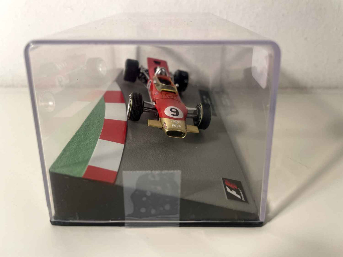 Lotus 49B czerwony z 1968 roku (Formuła 1)