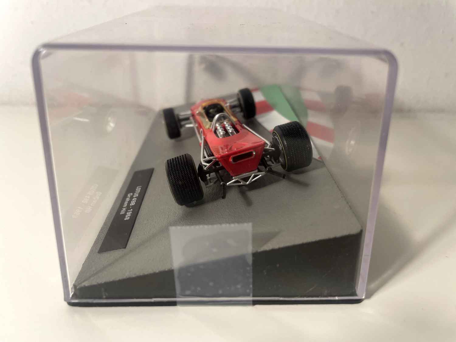 Lotus 49B czerwony z 1968 roku (Formuła 1)
