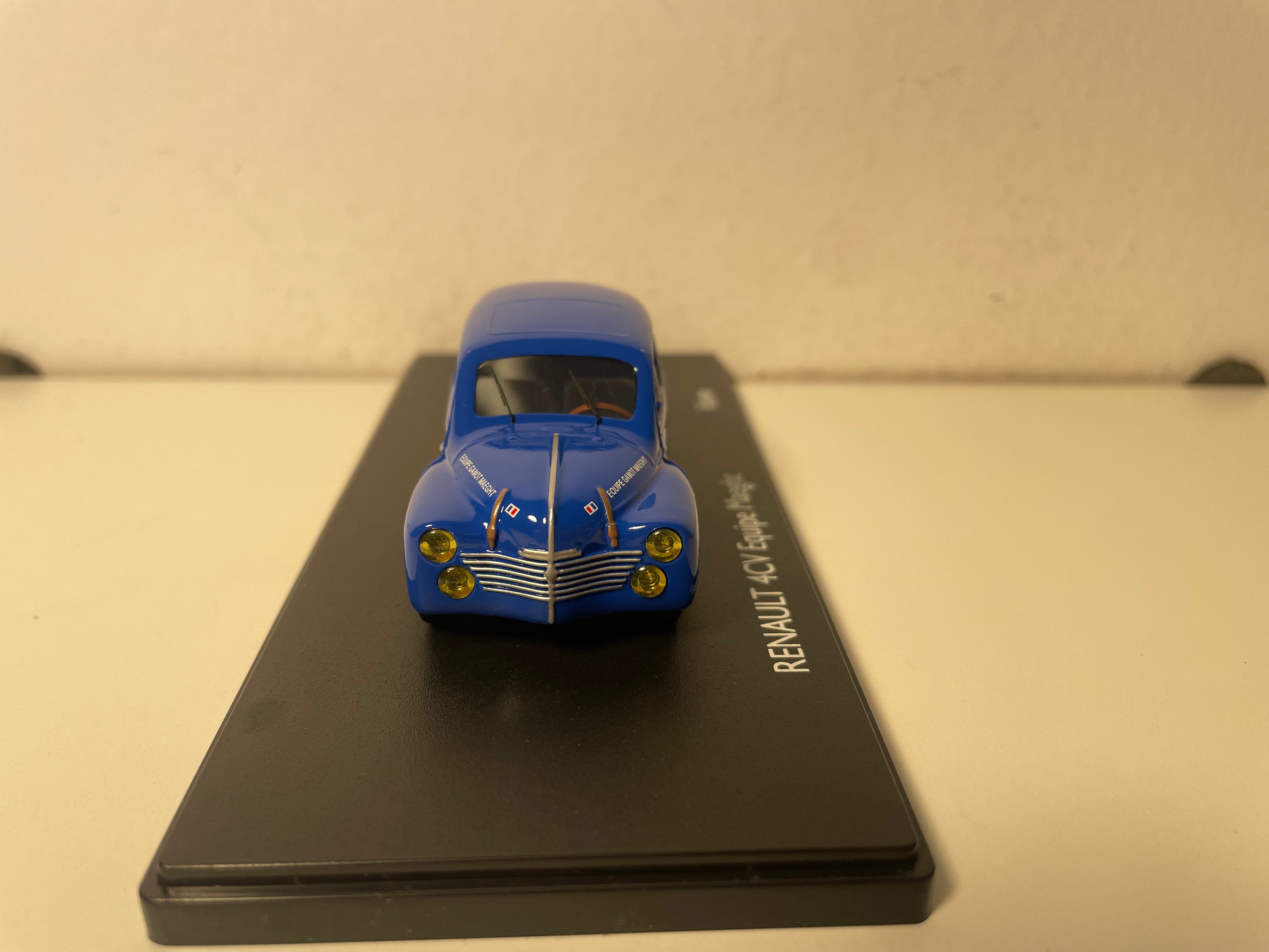 Renault 4 CV blue number 12 equipped Gamot Maeght - ELIGOR (plexi box)