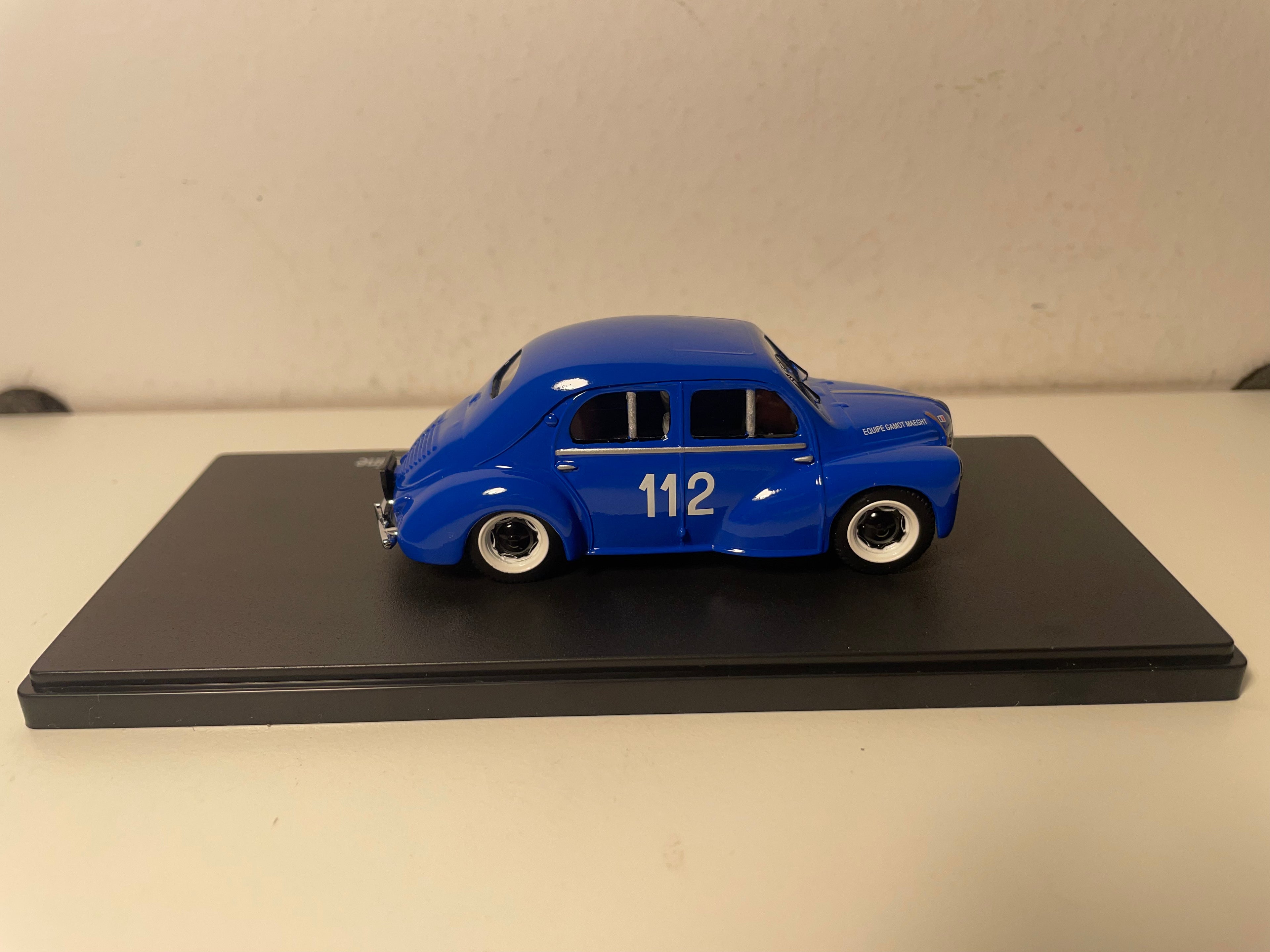 Renault 4 CV blue number 12 equipped Gamot Maeght - ELIGOR (plexi box)