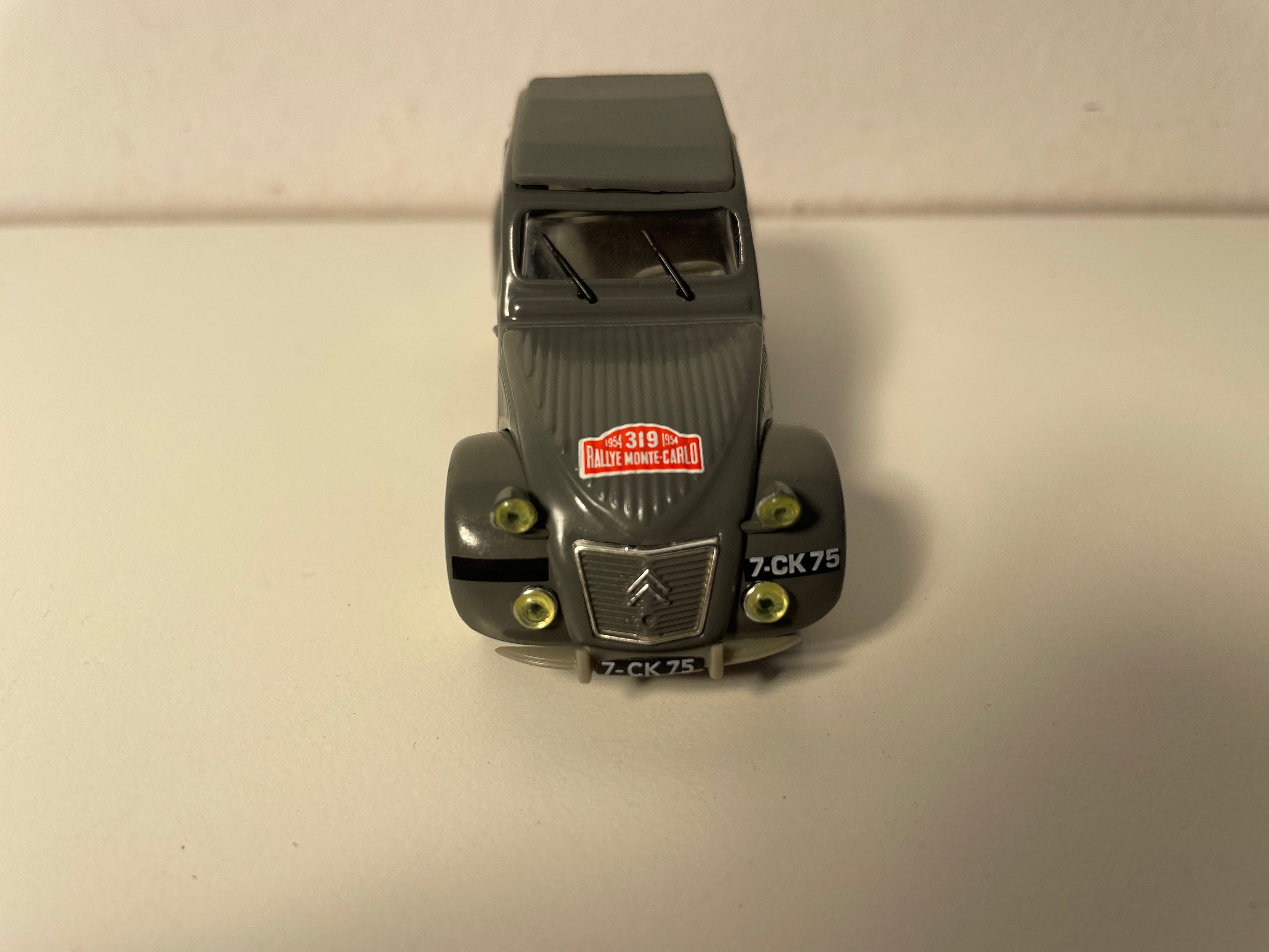 Citroën 2 CV AZ grey number 319 Monte-Carlo rally - Norev (in blister)