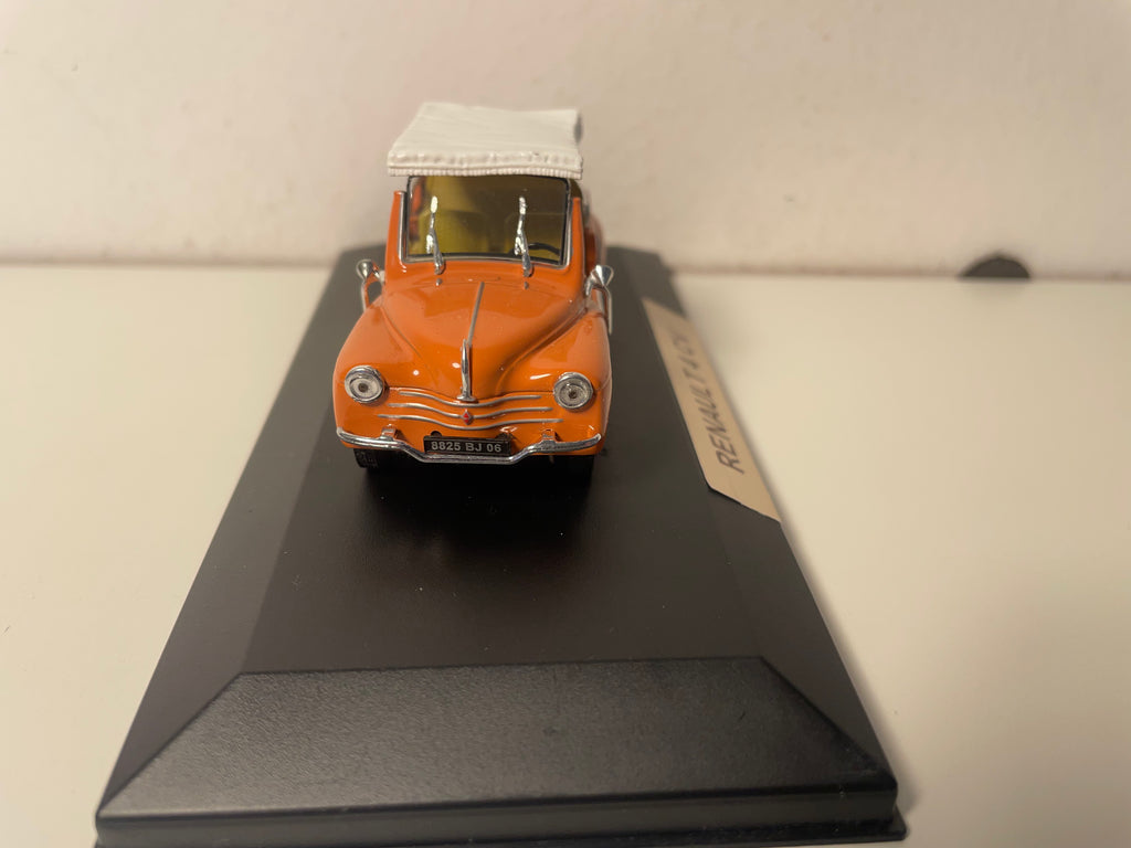Renault 4 CV décapotable couleur saumonée? 4 places type R 1062 GHIA JOLLY de 1961 (boite plexi)