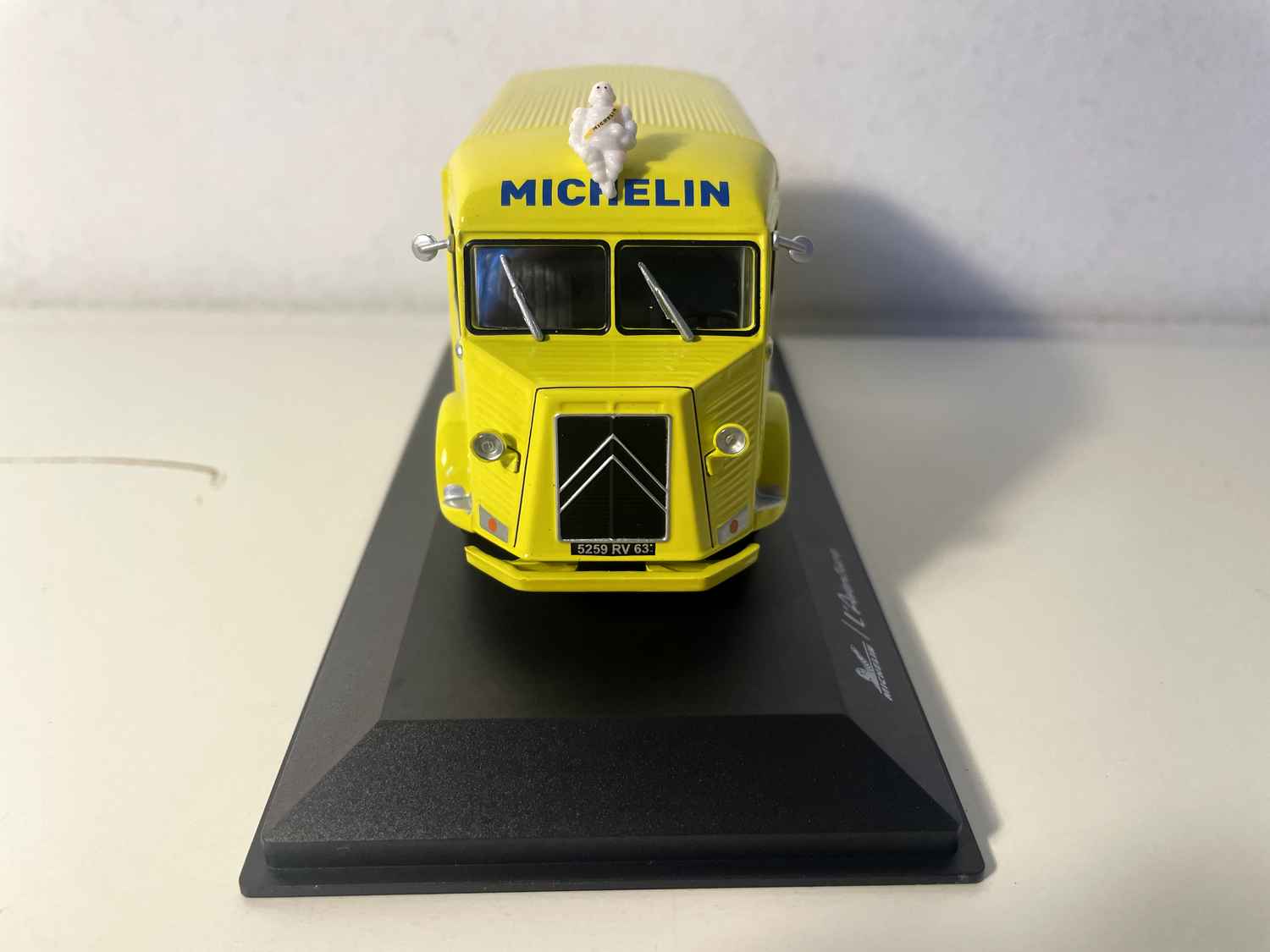 Citroën Type HY Yellow MICHELIN Beach Game
