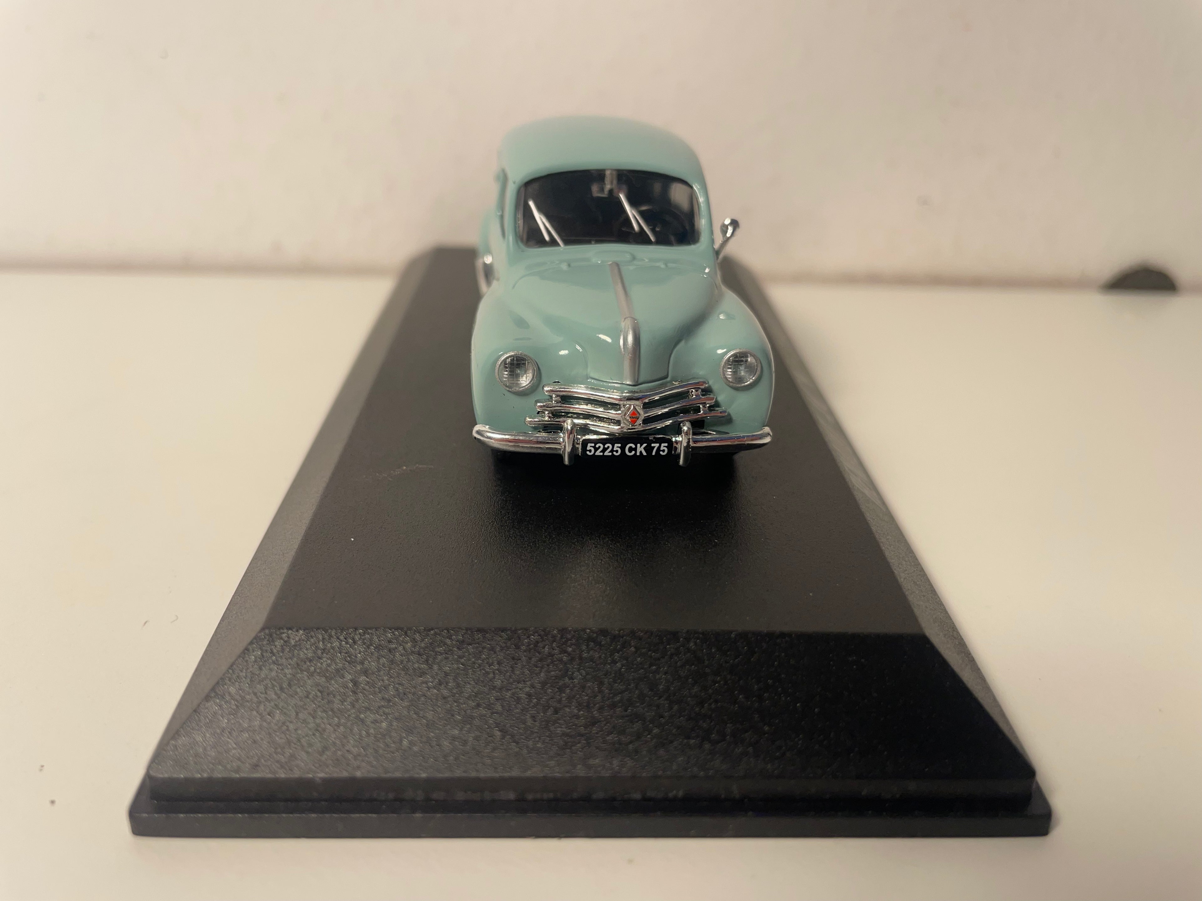 1947 Renault 4 CV Green (Plexi Box)
