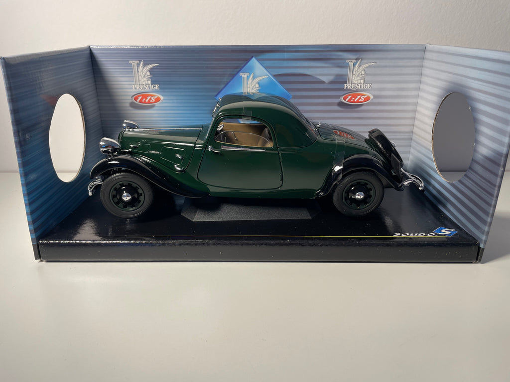 Citroën traction AV 11 coupé verde scuro del 1938 - SOLIDO riferimento 8179