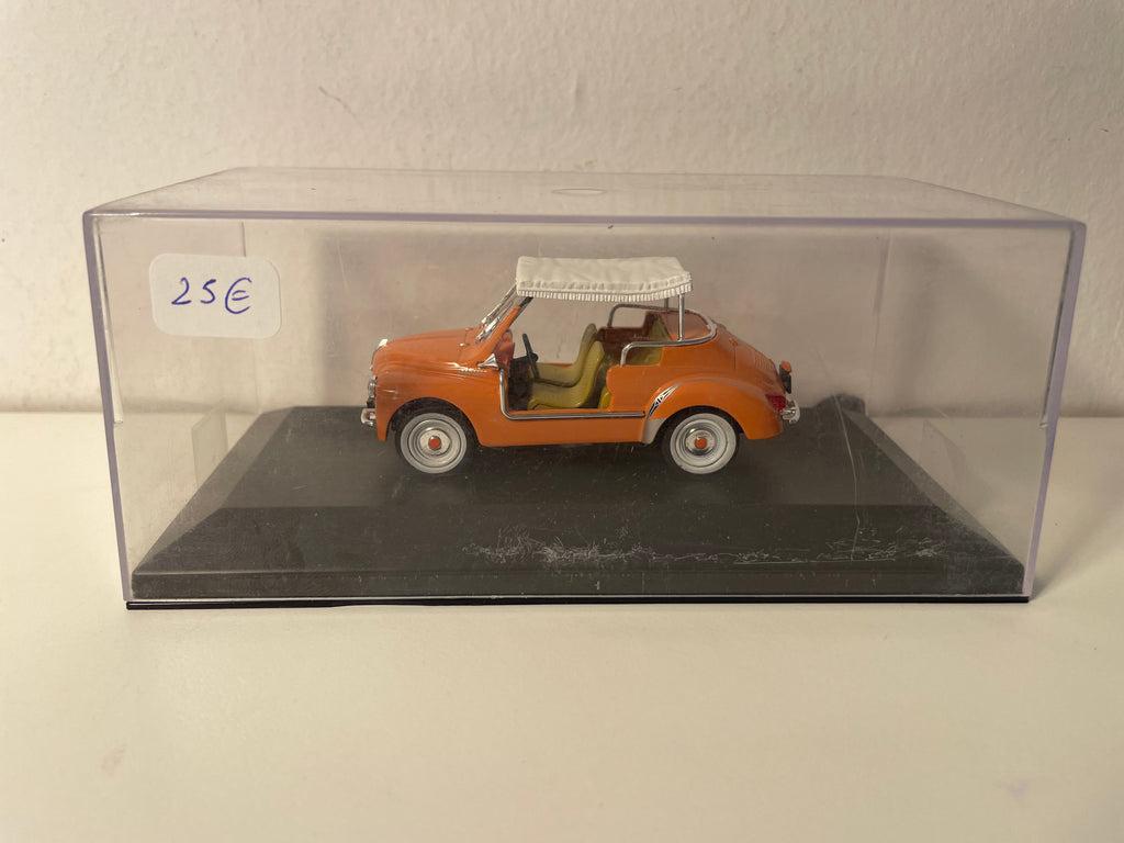 Renault 4 CV décapotable couleur saumonée? 4 places type R 1062 GHIA JOLLY de 1961 (boite plexi sans étiquette sur le socle)