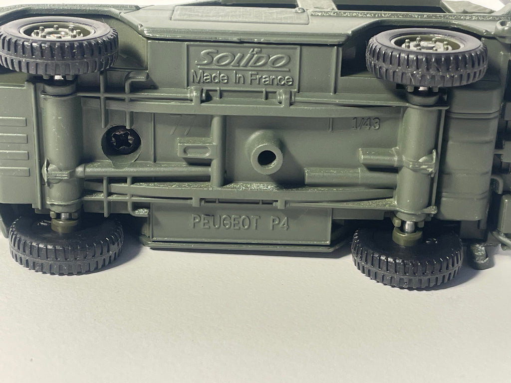 Peugeot P4 militaire - Solido (fabrication française) - boite N°DT6991