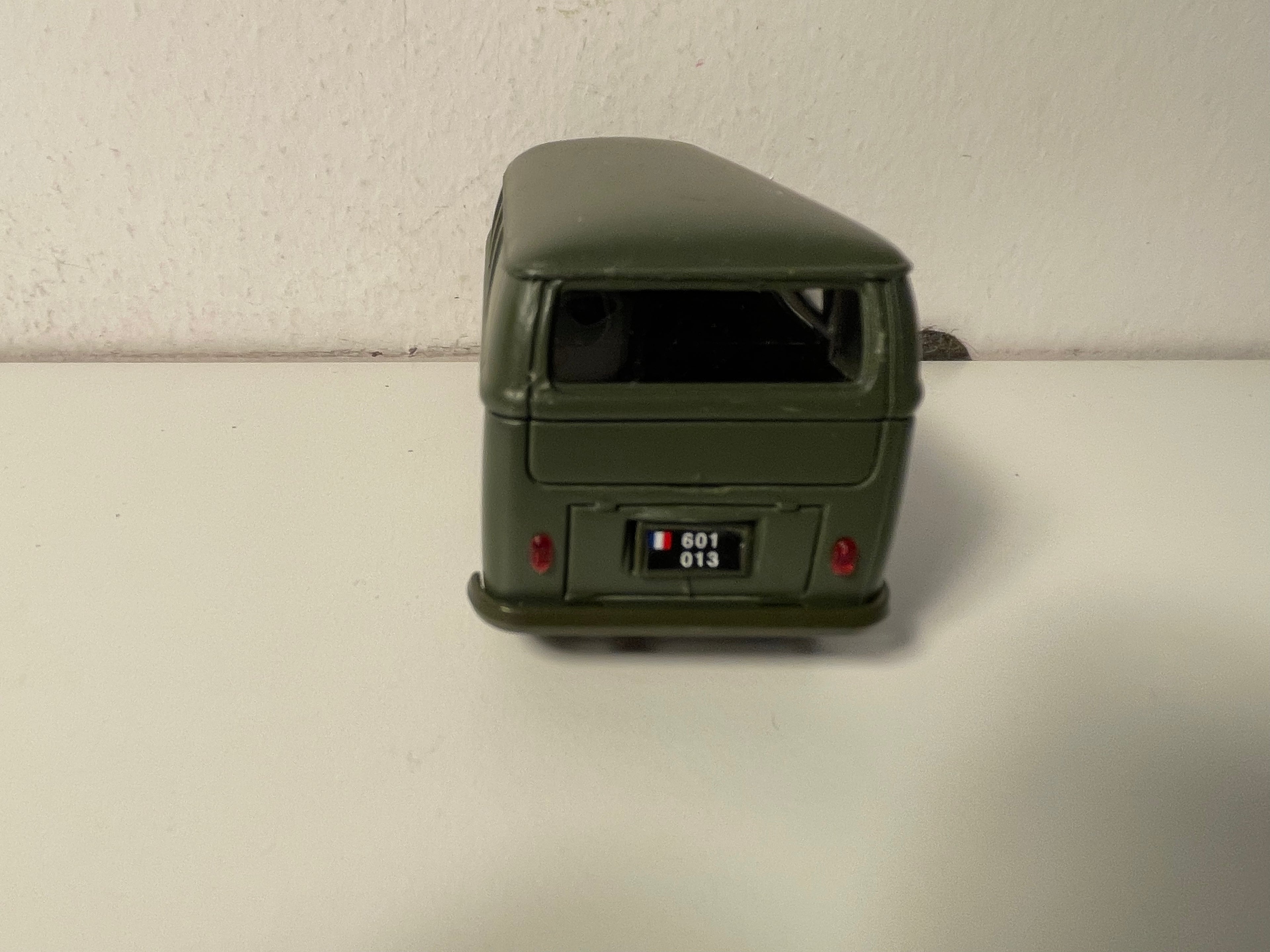 Volkswagen Combi militaire - Solido (fabrication française) - boite N°DA4798