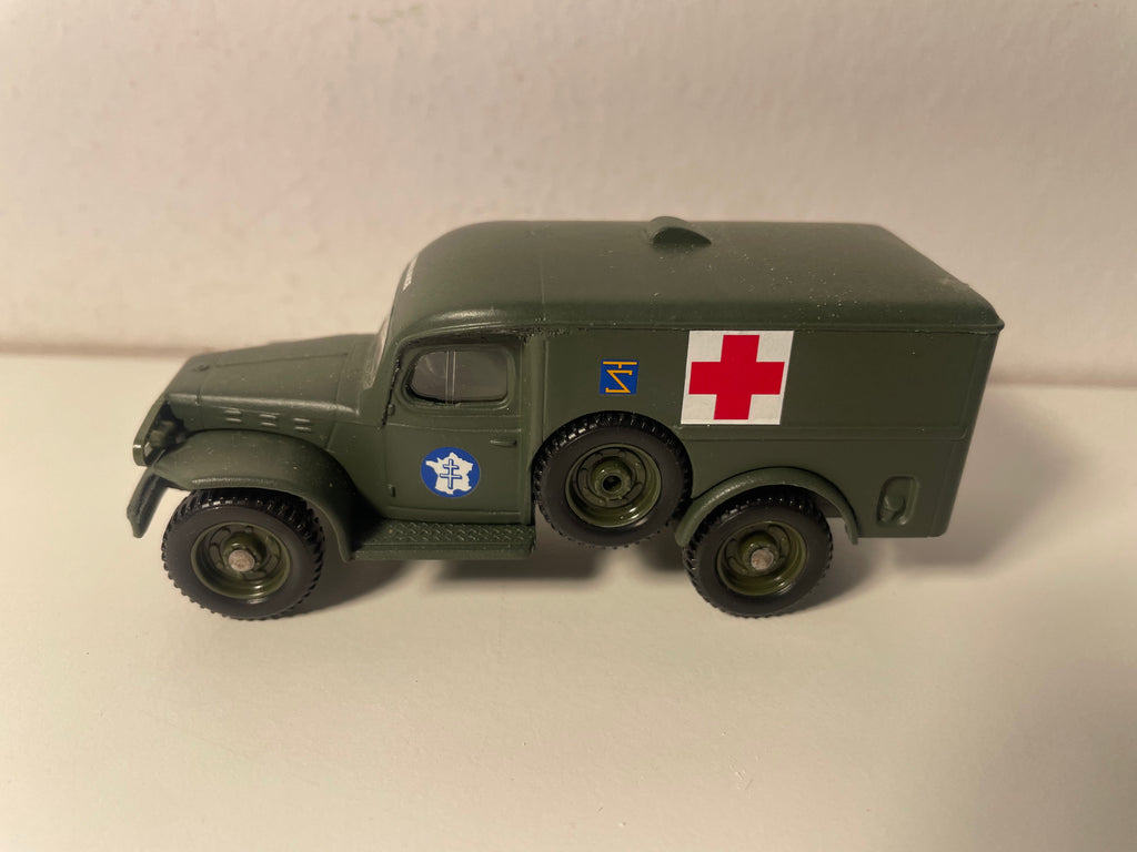 Dodge WC 54 militaire ambulance - Solido (fabrication française) - boite N°DK5095