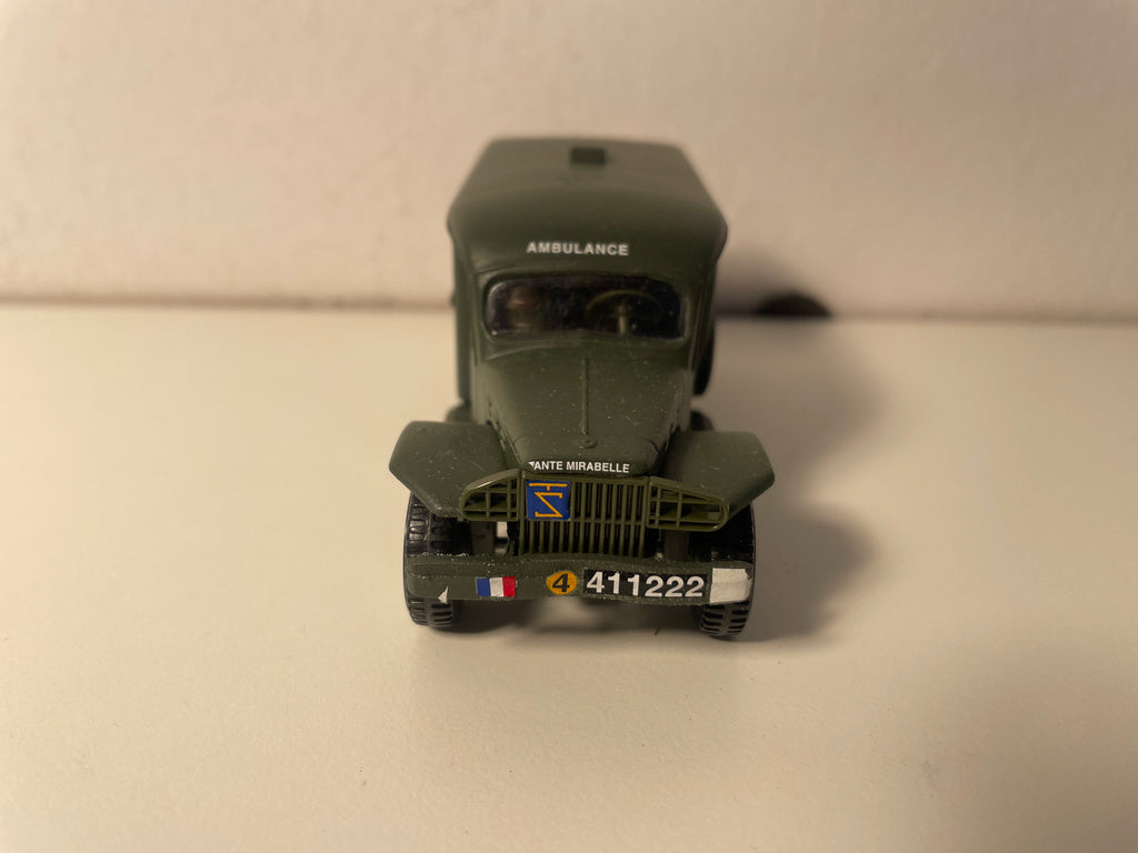 Dodge WC 54 militaire ambulance - Solido (fabrication française) - boite N°DK5095