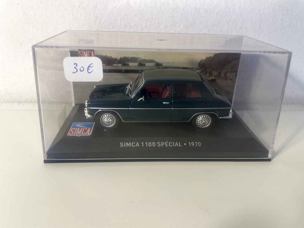 Donkelgréng Simca 1100 Spezial vun 1970