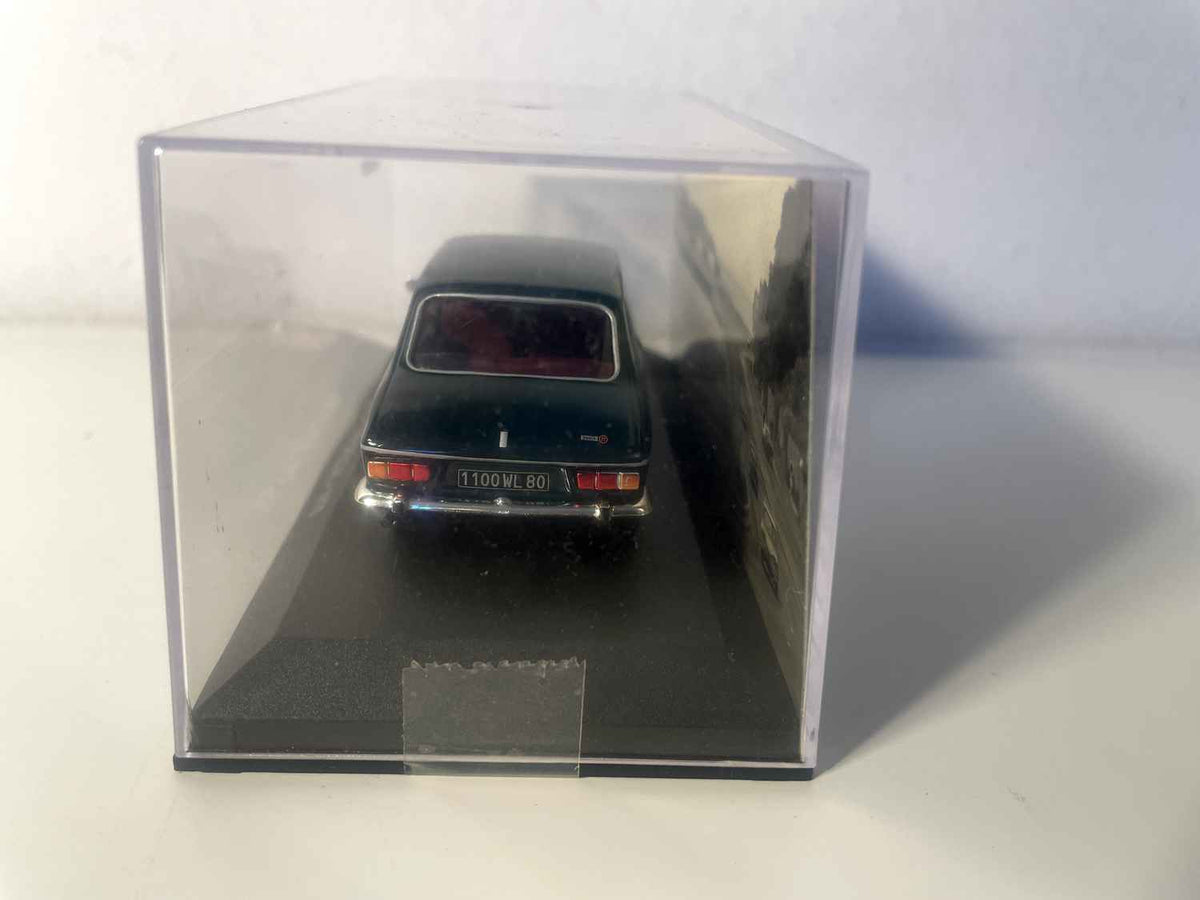 Donkelgréng Simca 1100 Spezial vun 1970
