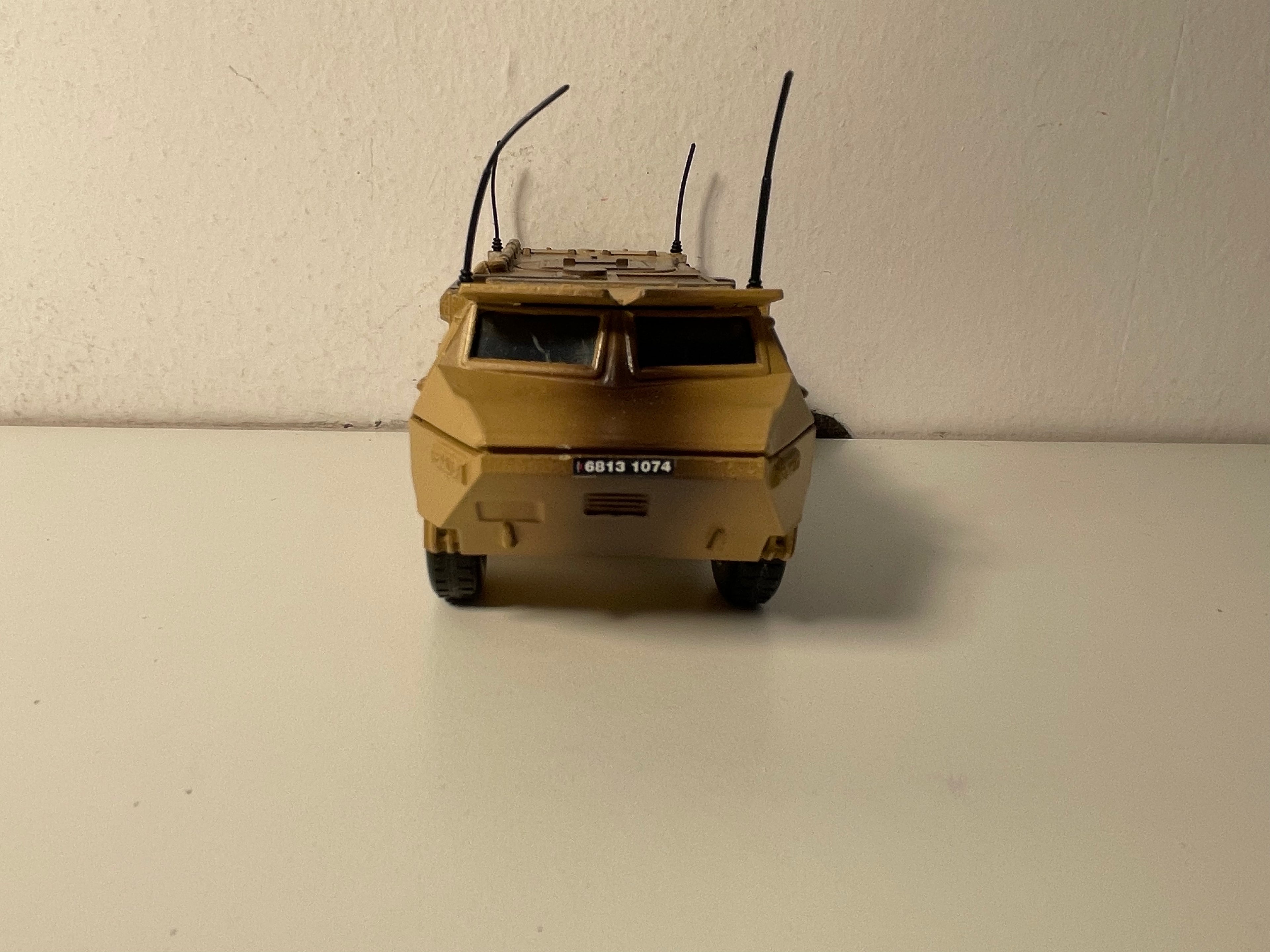 Véhicule amphibie militaire V.A.B. - Solido (fabrication en Thailande) - boite N°BG2535