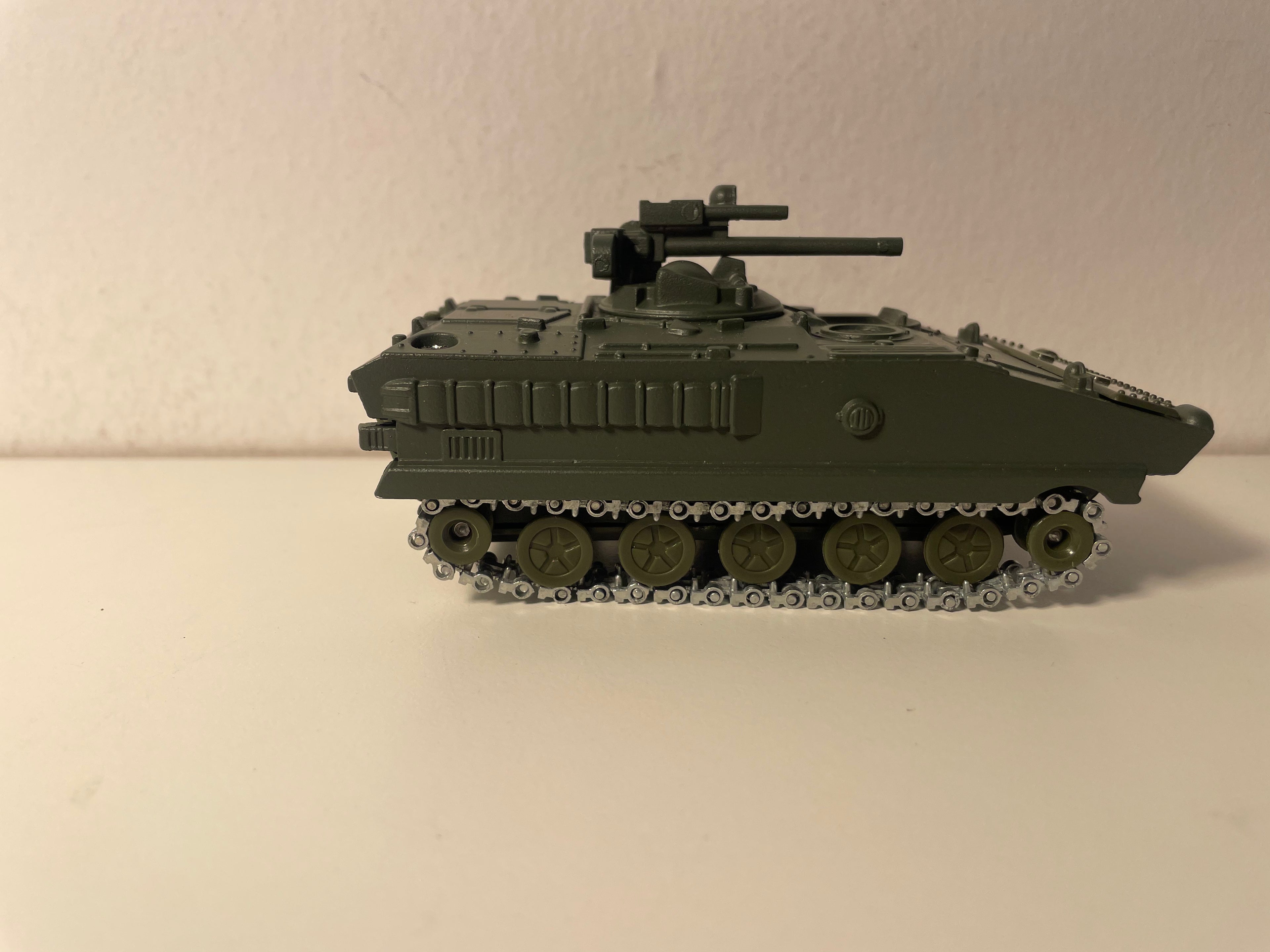 Char militaire AMX 10 P - Solido (fabrication française) - boite N°DV3975
