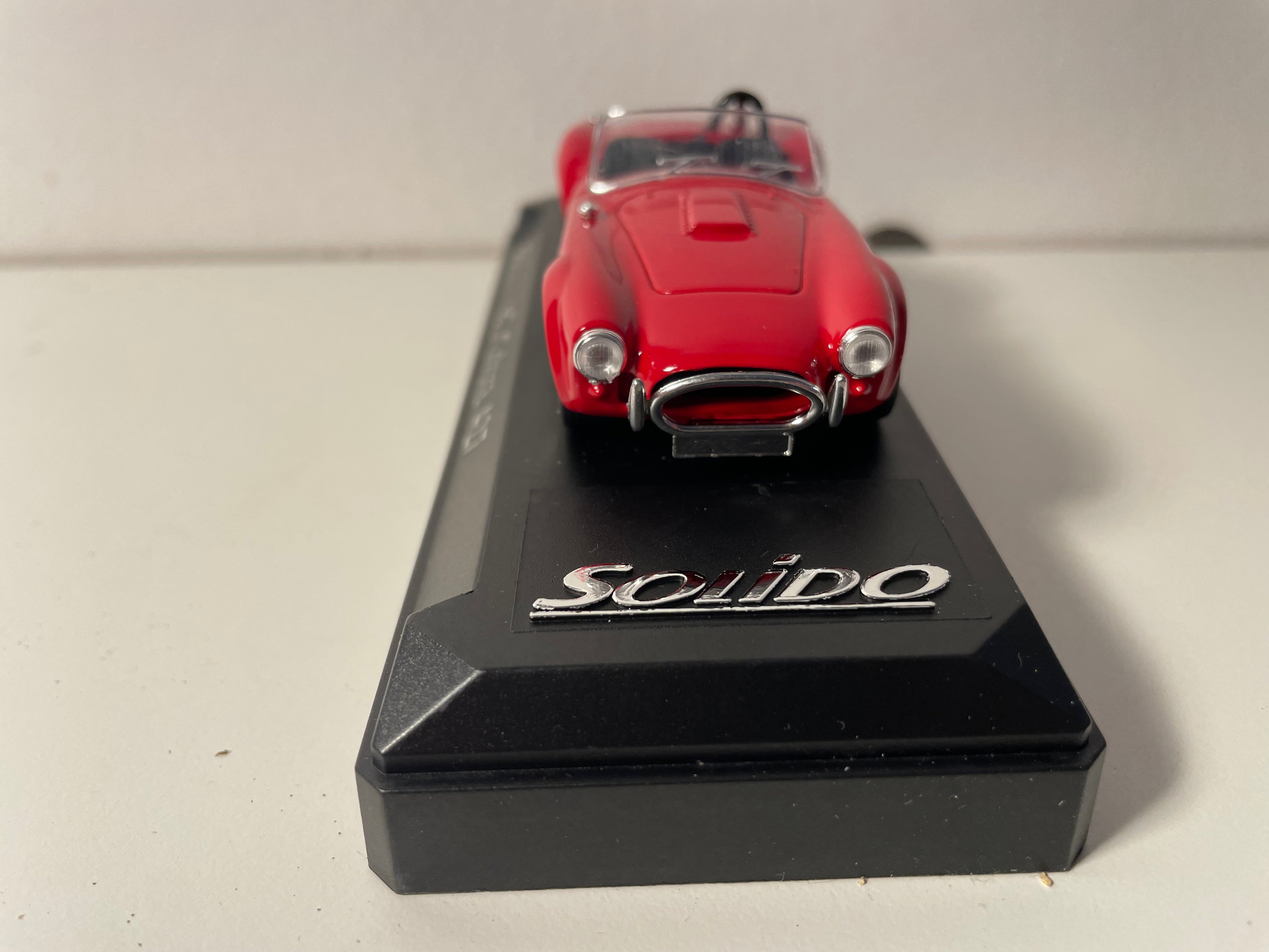 AC Cobra 427 Red (Solido Referenz 4533)