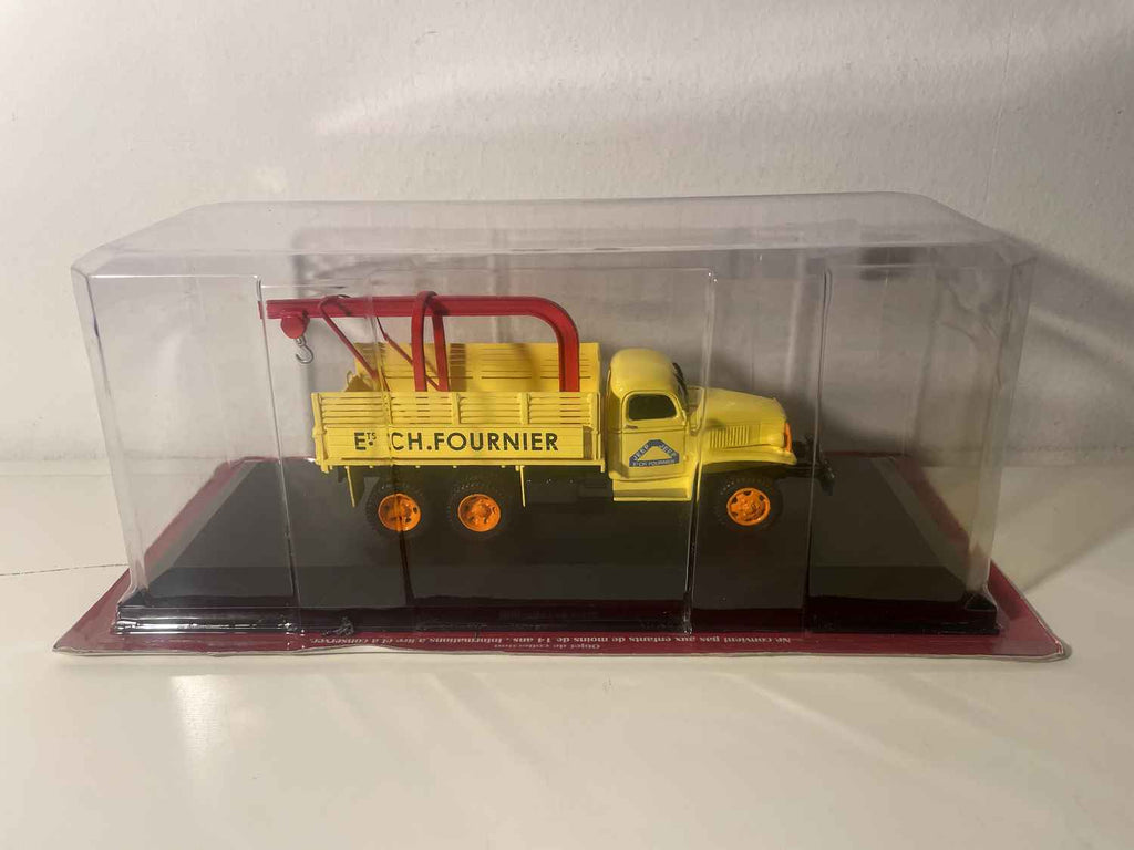 Żółta laweta GMC CCKW od Ets Ch. Fournier - Kolekcja Garage Moderne