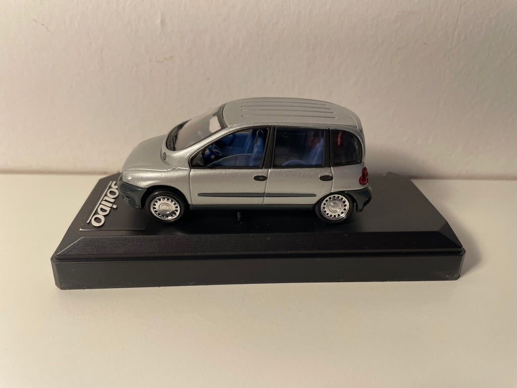 Fiat Multipla grau - Solido Referenz 1547