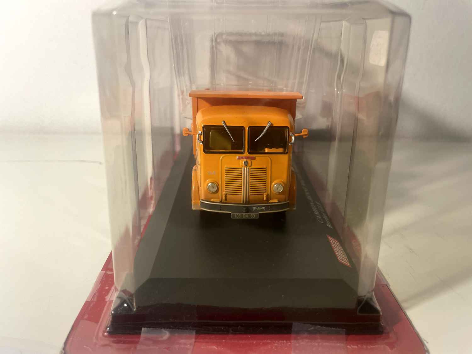 Camion benne Berliet GLB orange Maçon Marcel - Sammlung Garage Moderne