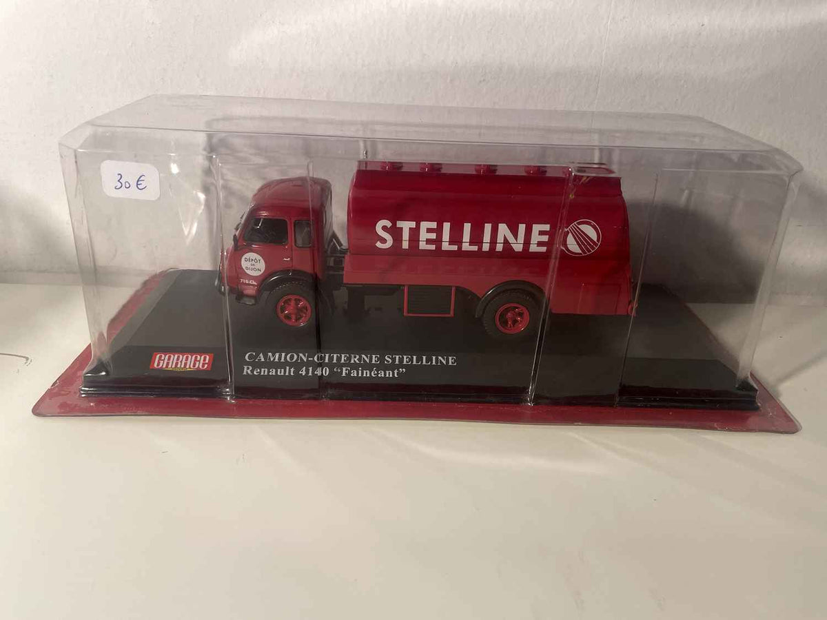 Renault 4140 'Lazybones' Red Tanker Truck - Stelline Tanker - Modern Garage Collection