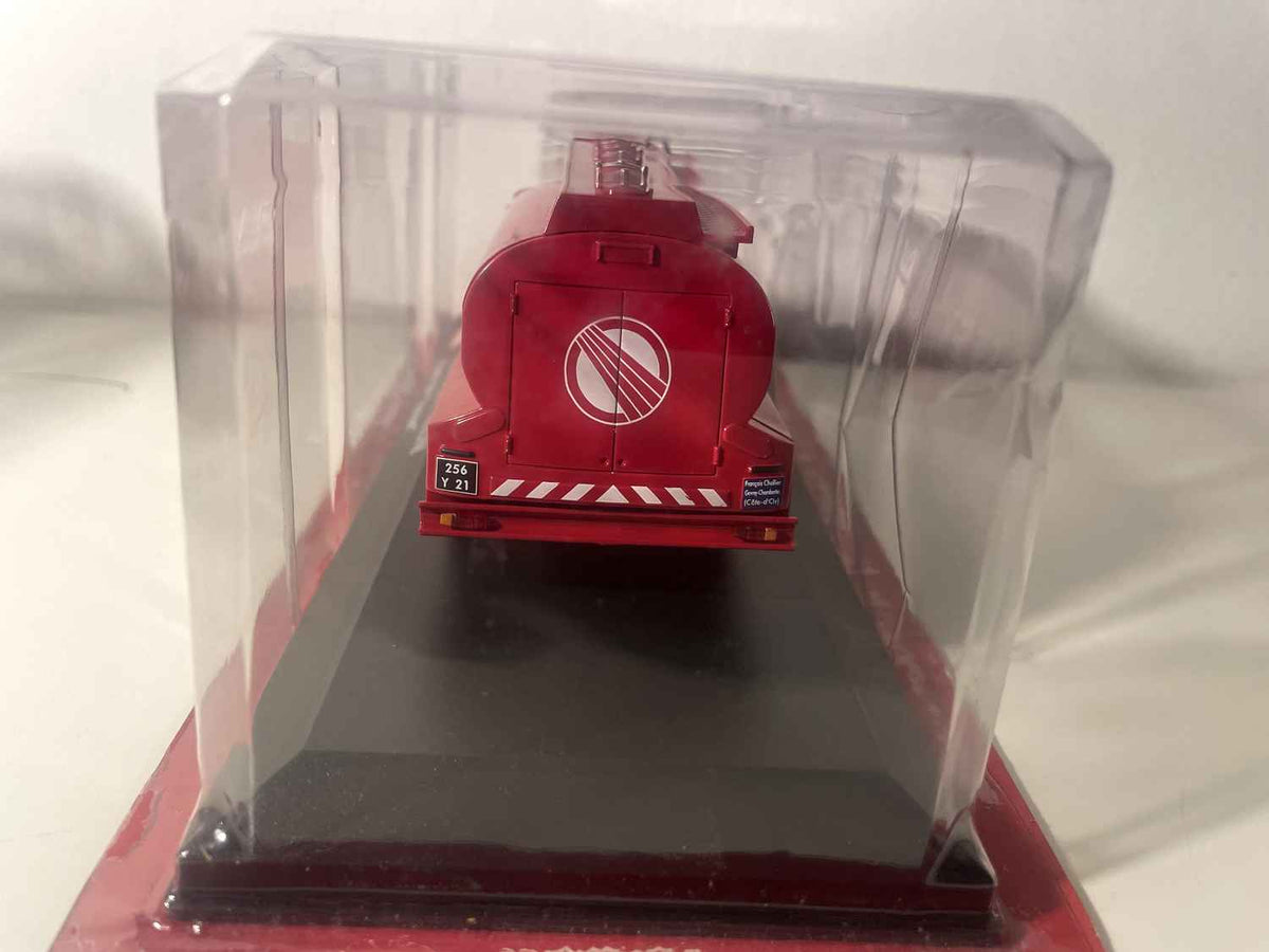 Renault 4140 'Lazybones' Red Tanker Truck - Stelline Tanker - Modern Garage Collection