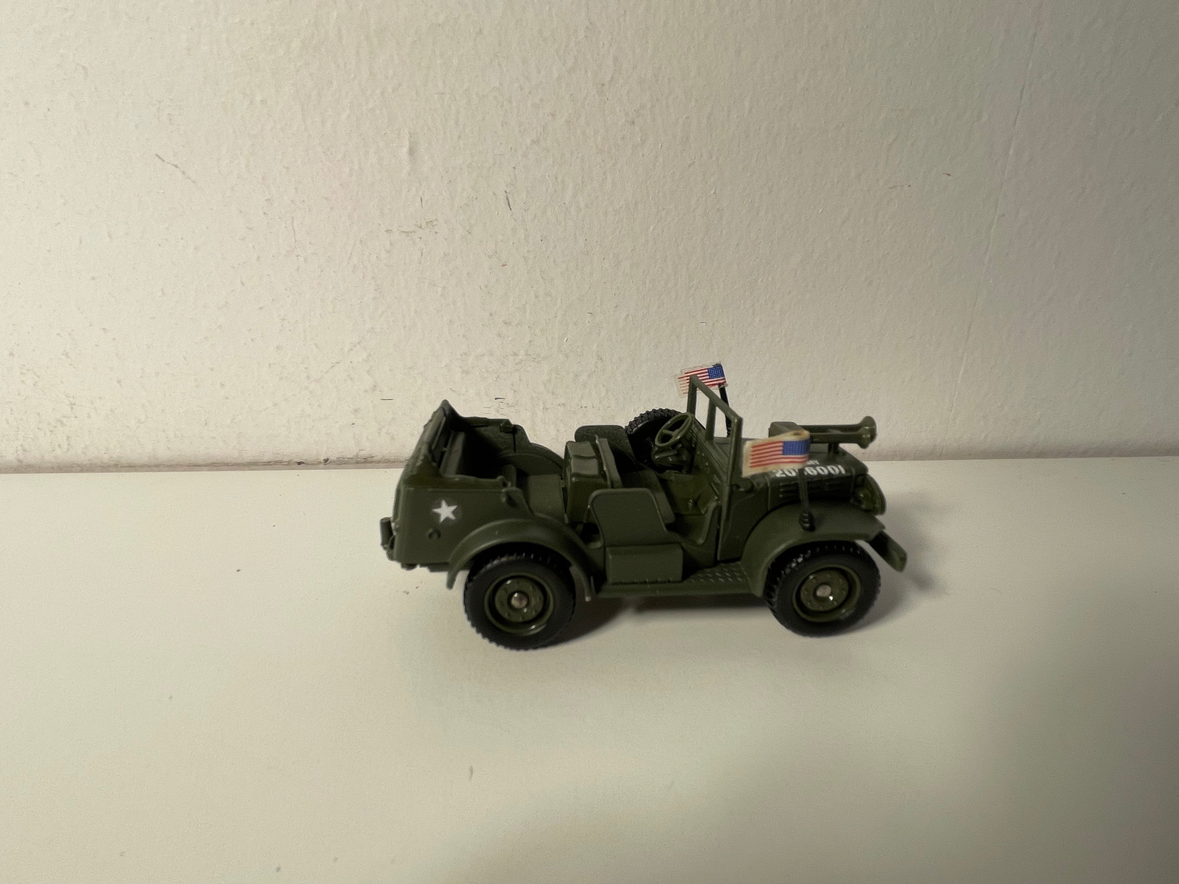 Dodge 4x4 militaire - Solido (fabrication française) - Boite N°DR8643