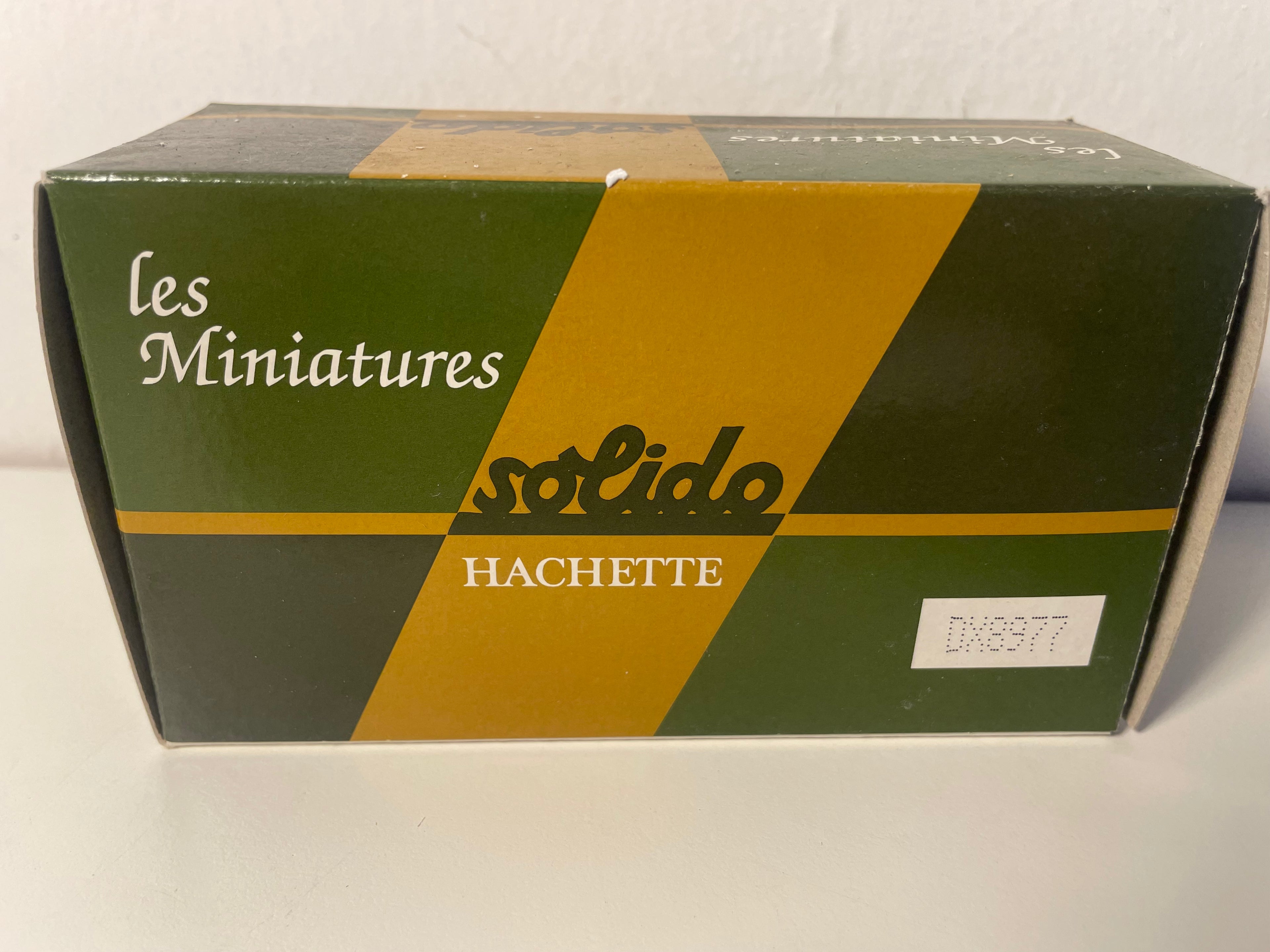 Peugeot D4A militaire - Solido (fabrication française) - boite N°DX8977