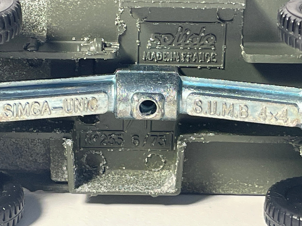 Camionete Militar Simca-Unic S.U.M.B. 4x4 - Solido (fabricação francesa) - caixa N°eb0874