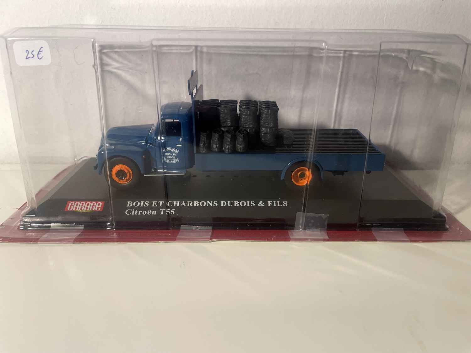 Caminhão Citroën T55 azul transporte de madeira e carvão Dubois & Fils - Coleção Garage Moderna
