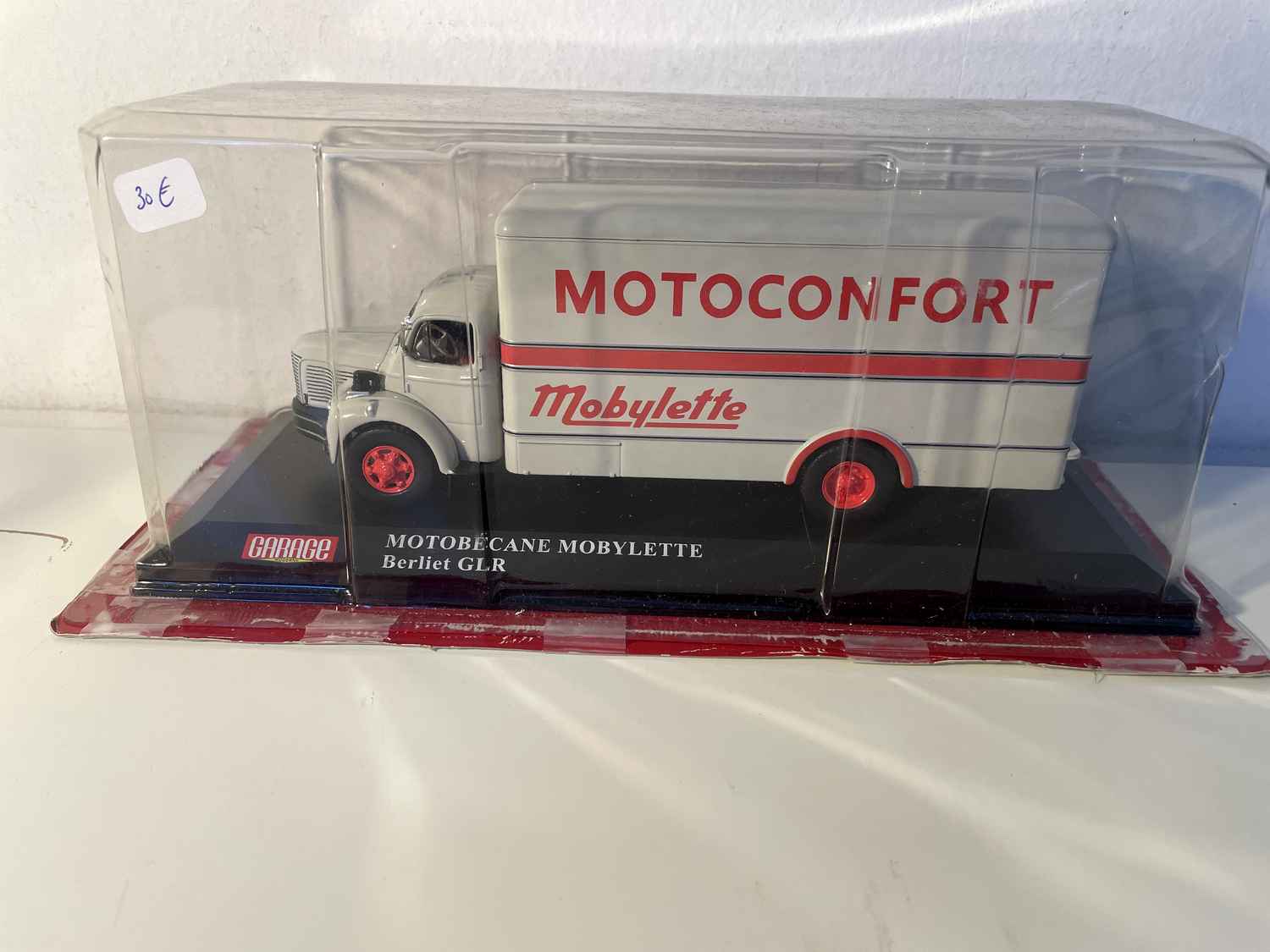 Camion Berliet GLR gris MOTOCONFORT - Mobylette / MOTOBECANE - Mobylette - Collection Garage Moderne