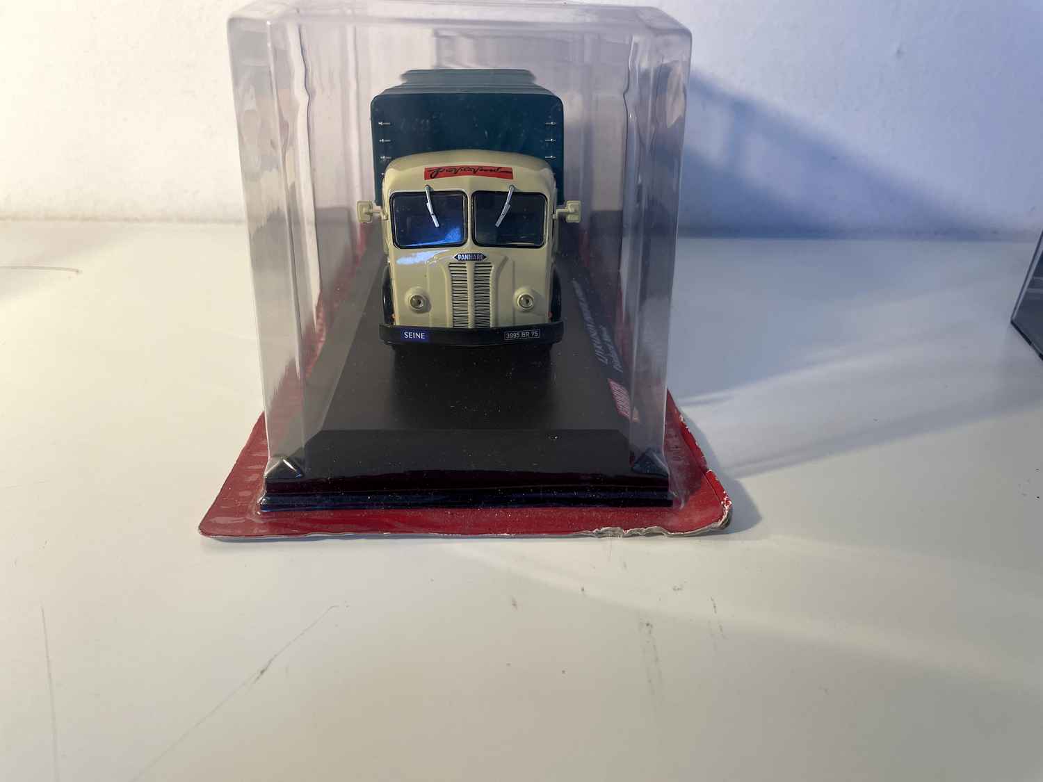 Panhard Movic Truck in Beige with Green Cover PROFILAFROID - Modern Garage Collection
