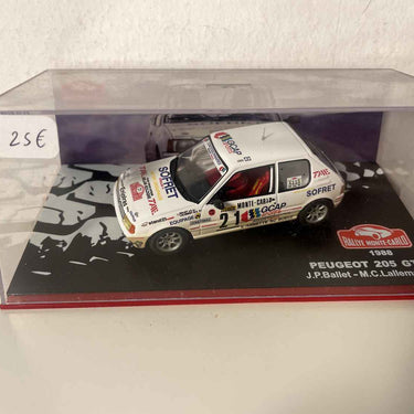 Peugeot 205 GTI blanche numéro 21 - rallye de Monté-Carlo de 1988