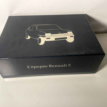 Box auf der Renault 5 (das Renault 5 epic)