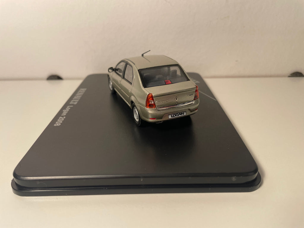 Renault Logan basalt aus 2008 - ELIGOR (rechteckig Këscht)
