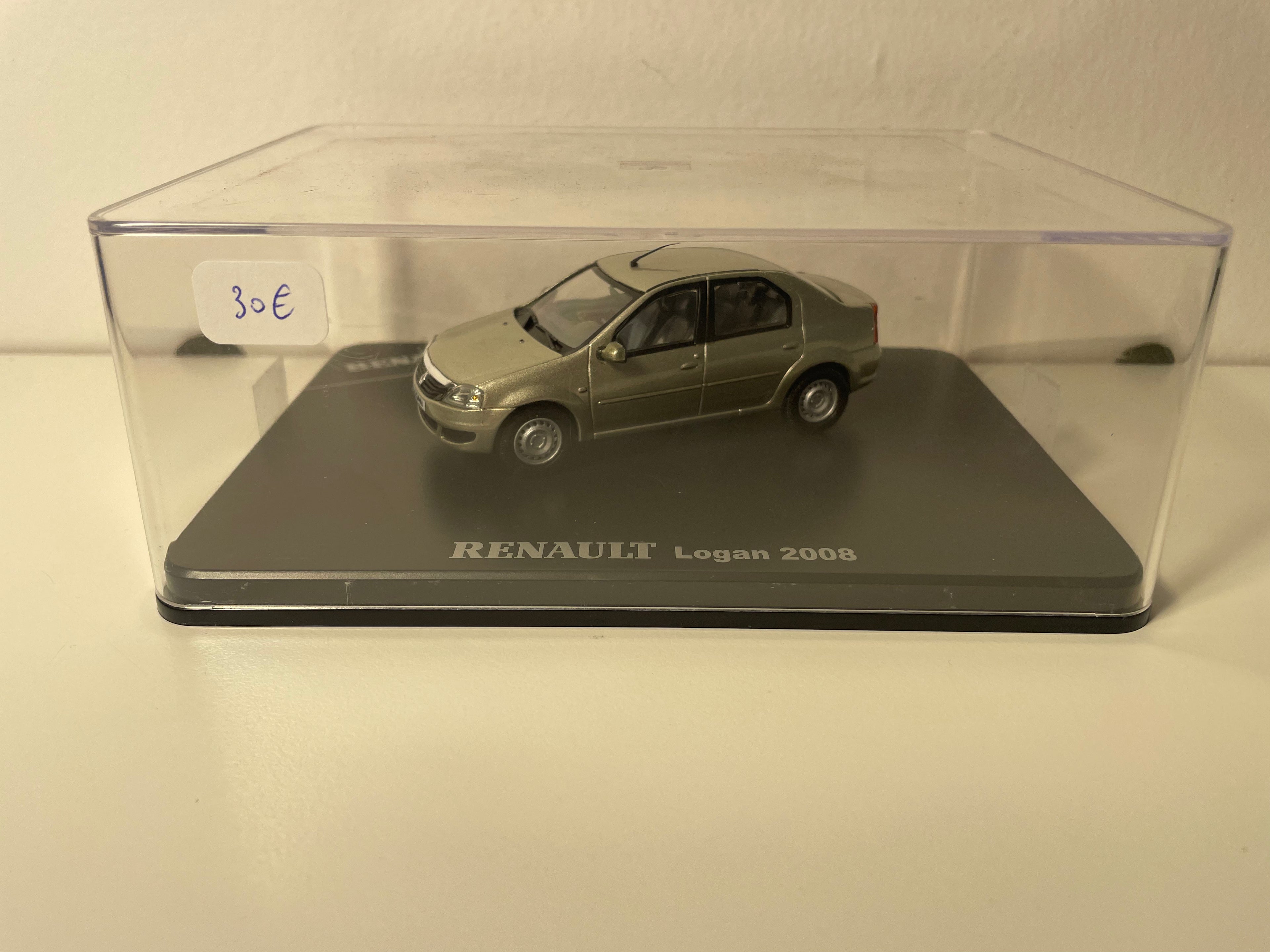 Renault Logan basalt aus 2008 - ELIGOR (rechteckig Këscht)