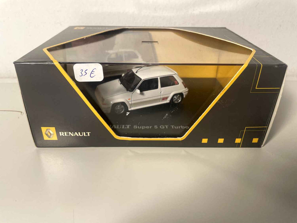 Renault Super 5 GT Turbo blanco de 1988 (caja rectangular)