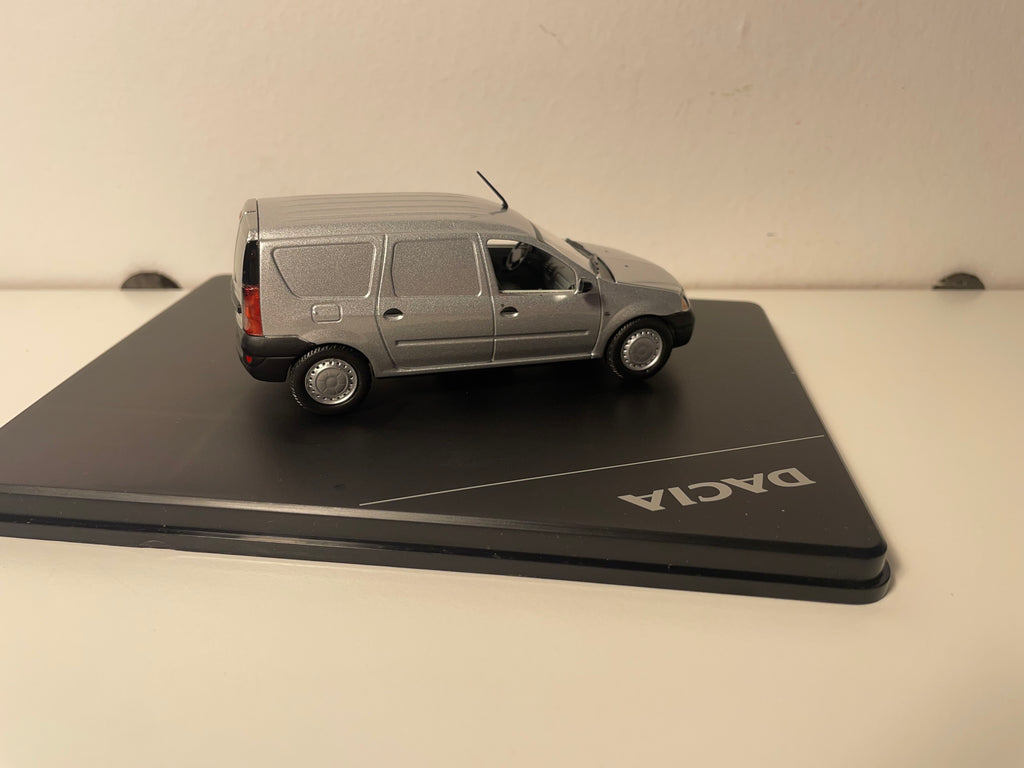 Renault Dacia Logan furgone grigio del 2007 - ELIGOR (scatola rettangolare)