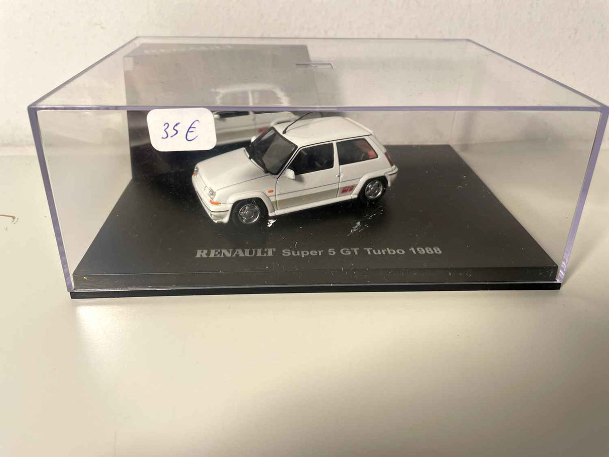 Renault Super 5 GT Turbo blanco de 1988 (caja rectangular)