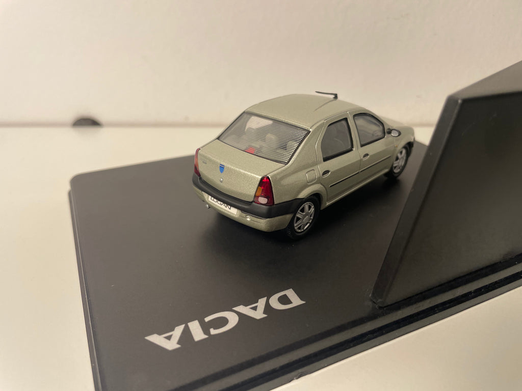 Renault Logan marron clair? - ELIGOR (coffret boite rectangle)