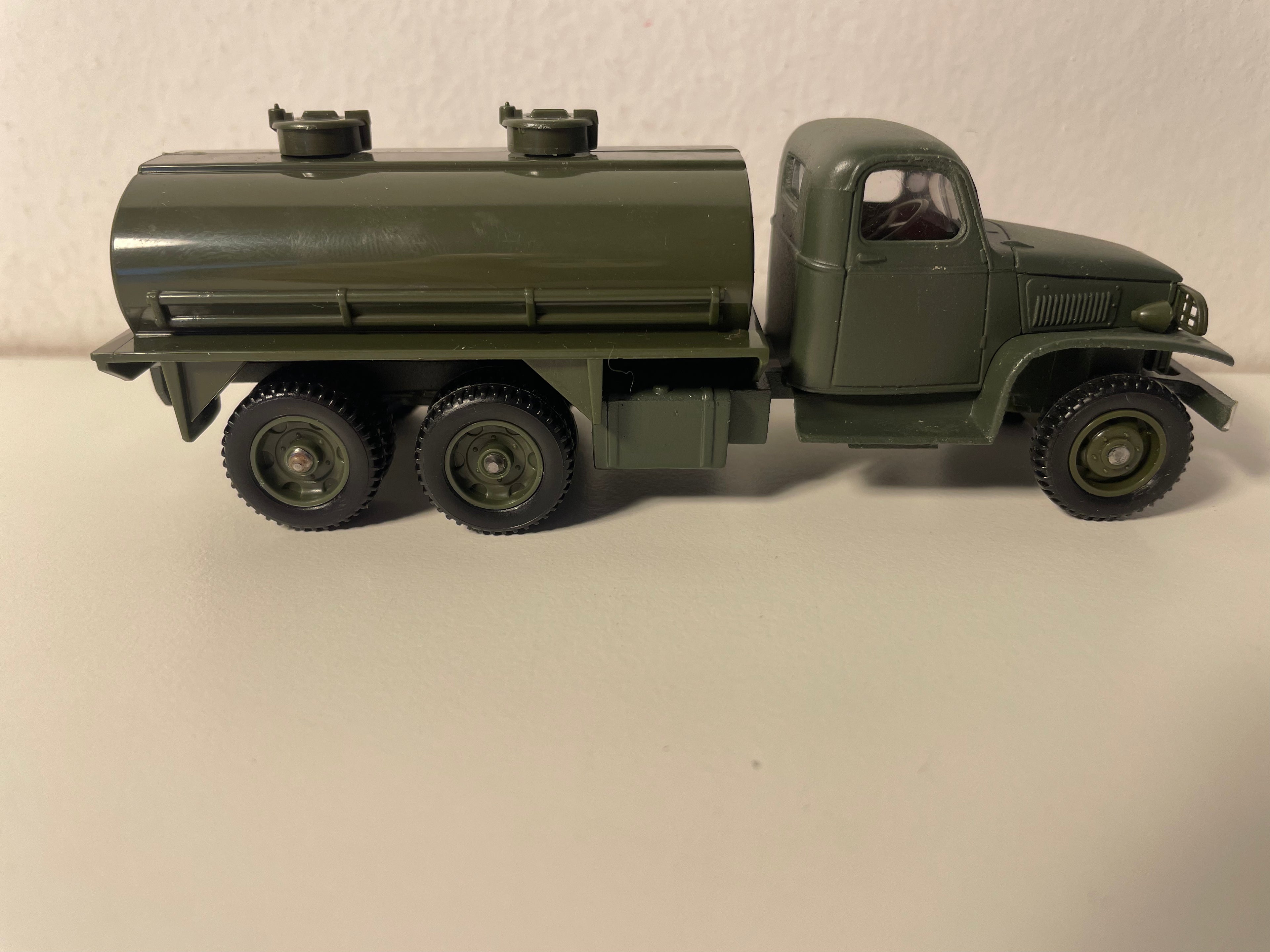 Camion citerne militaire GMC CCKW - Solido (fabrication ?) - boite N°DM6689