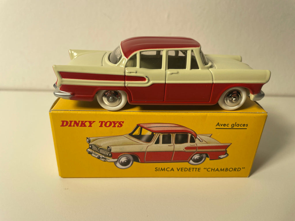 Simca Chambord bege e vermelho Dinky-Toys (Edições Atlas)