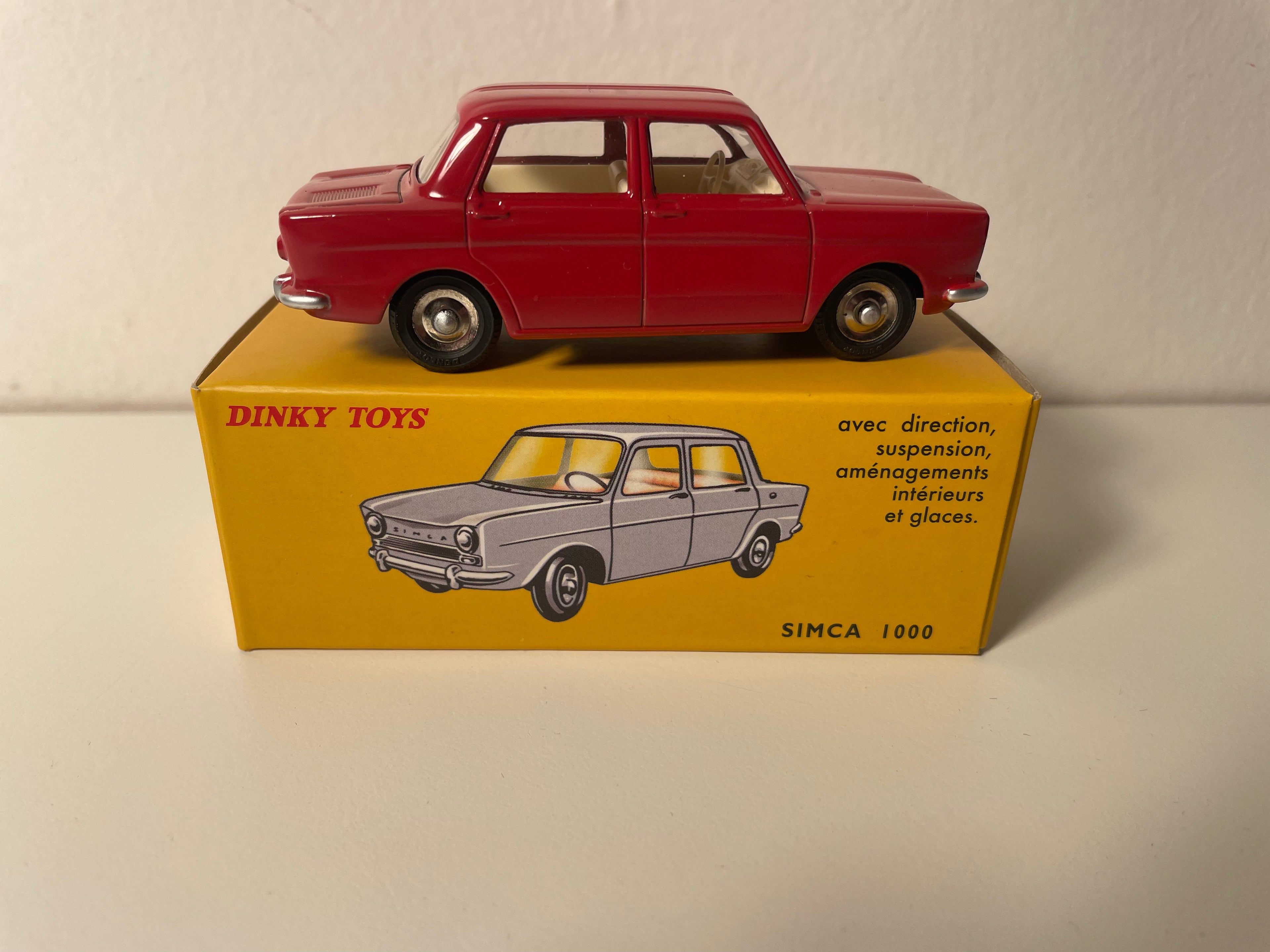 Simca 1000 rouge foncée Dinky-Toys (éditions Atlas) - N°519
