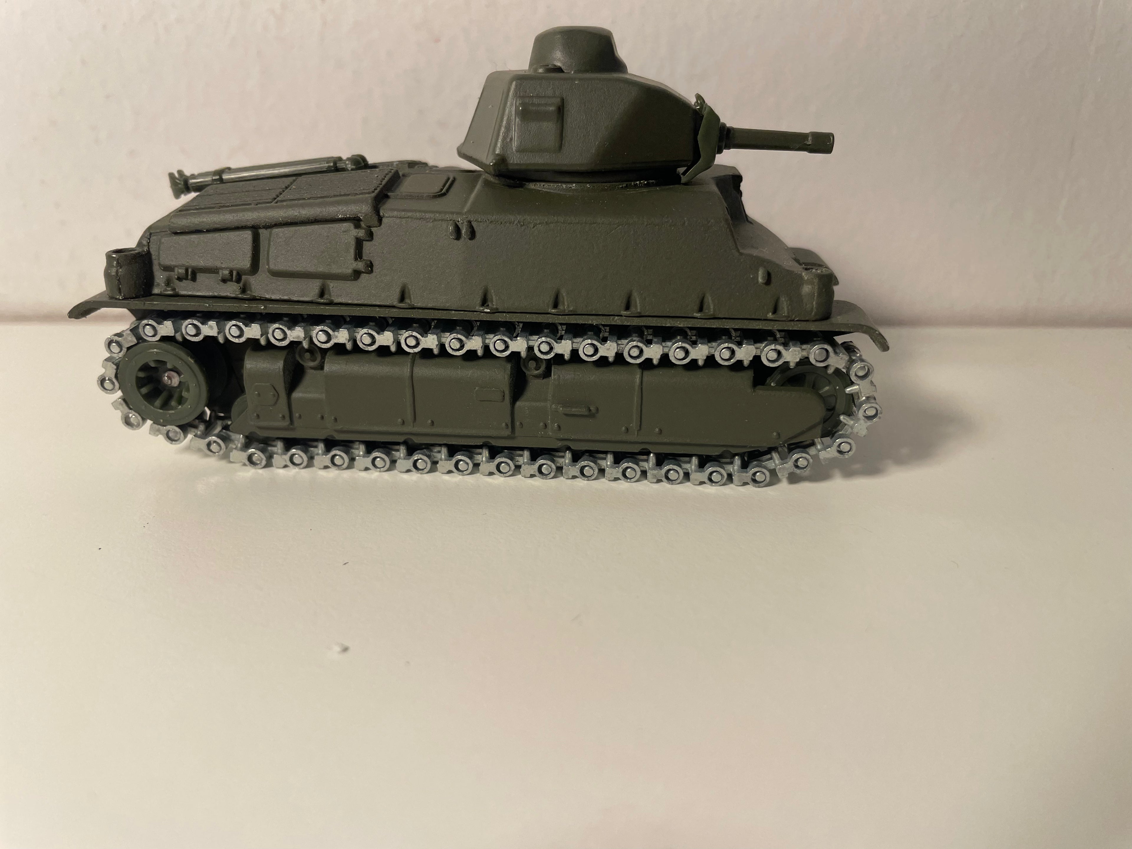 Tanque Militar Somua S 35 - Solido (fabricação francesa) - caixa N°CE2825