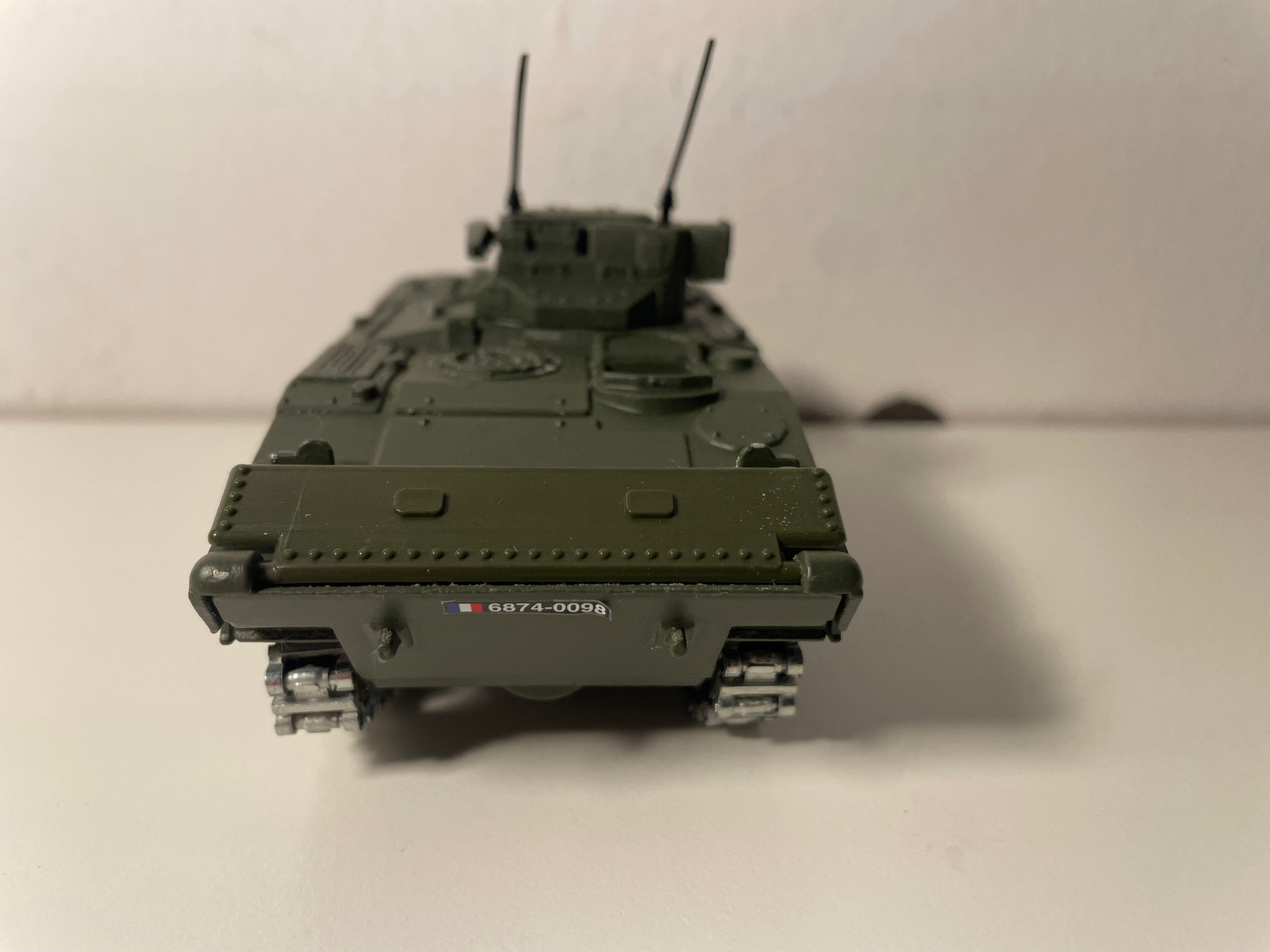 Char militaire AMX 10 P - Solido (fabrication française) - boite N°EG9255
