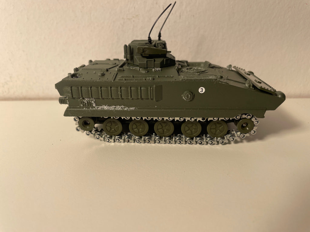 Char militaire AMX 10 P - Solido (fabrication française) - boite N°EG9255
