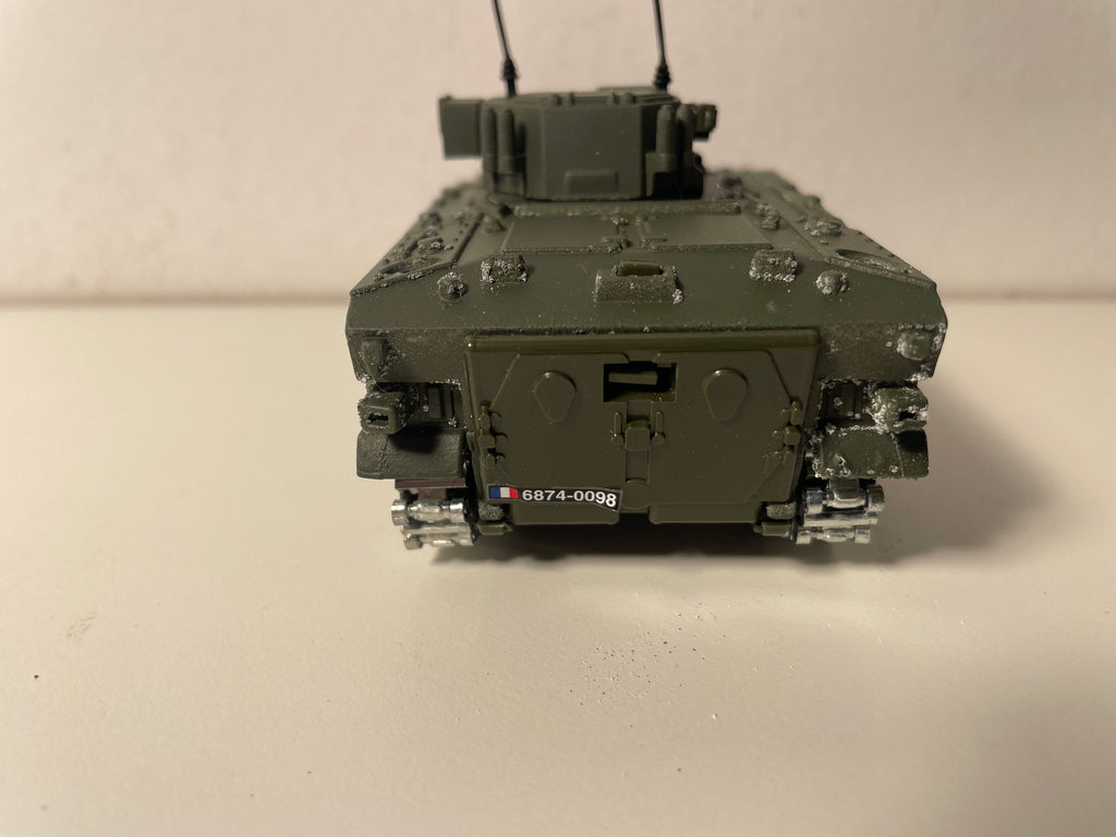 Char militaire AMX 10 P - Solido (fabrication française) - boite N°EG9255
